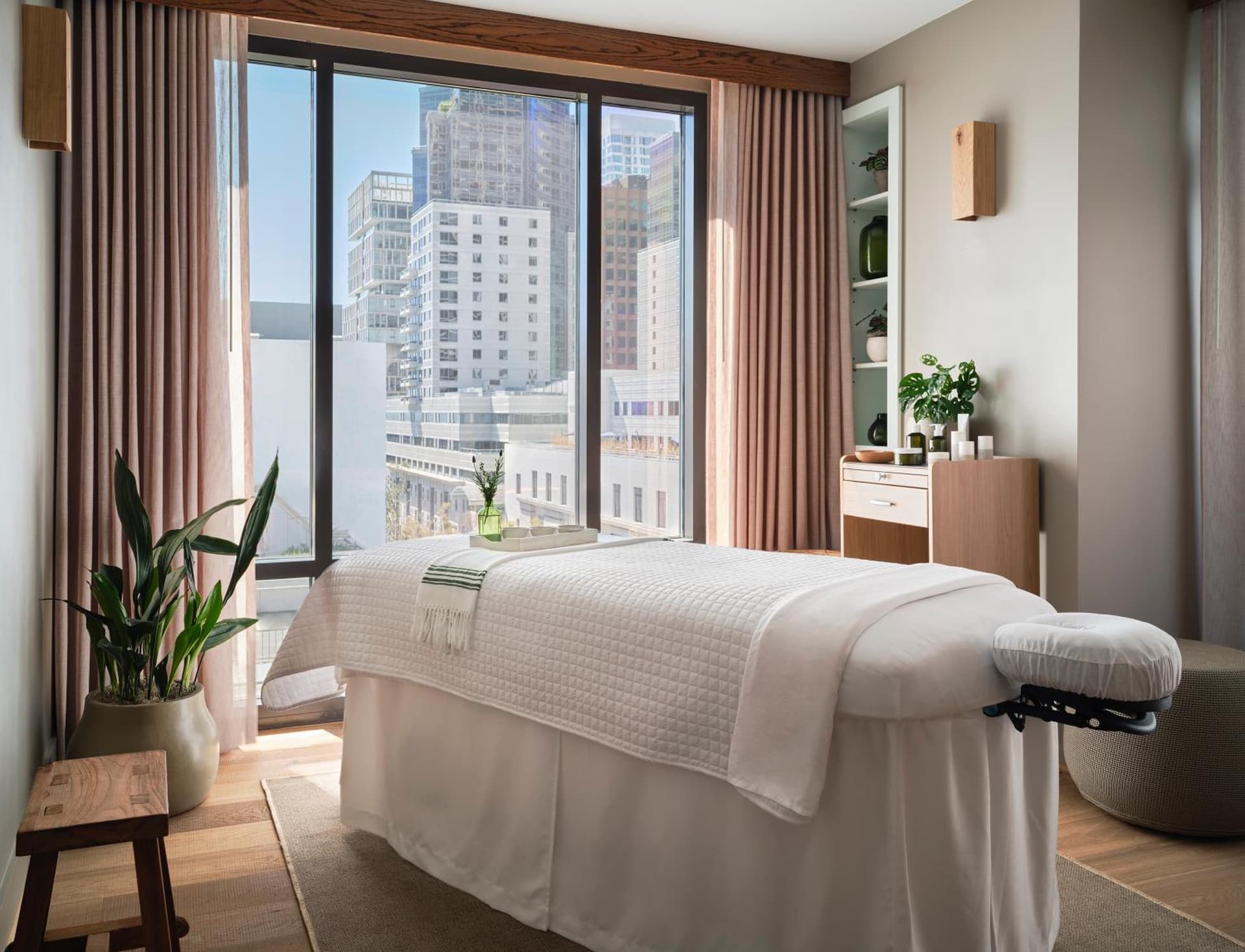 1 Hotel San Francisco gallery photo in San Francisco, CA — image 76