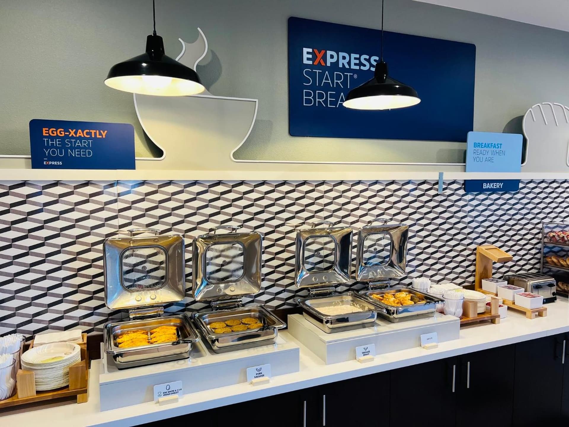 Holiday Inn Express & Suites Salinas by IHG gallery photo in Salinas, CA — image 39