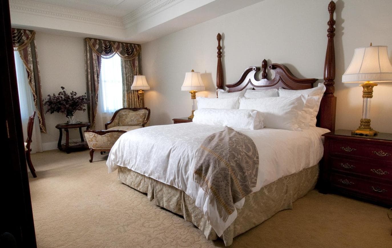 Market Pavilion Hotel gallery photo in Charleston, SC — image 11