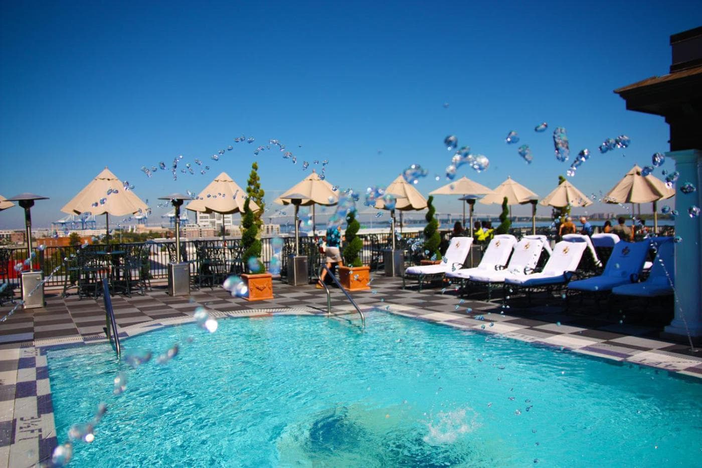 Market Pavilion Hotel interior in Charleston, SC — gallery photo 2