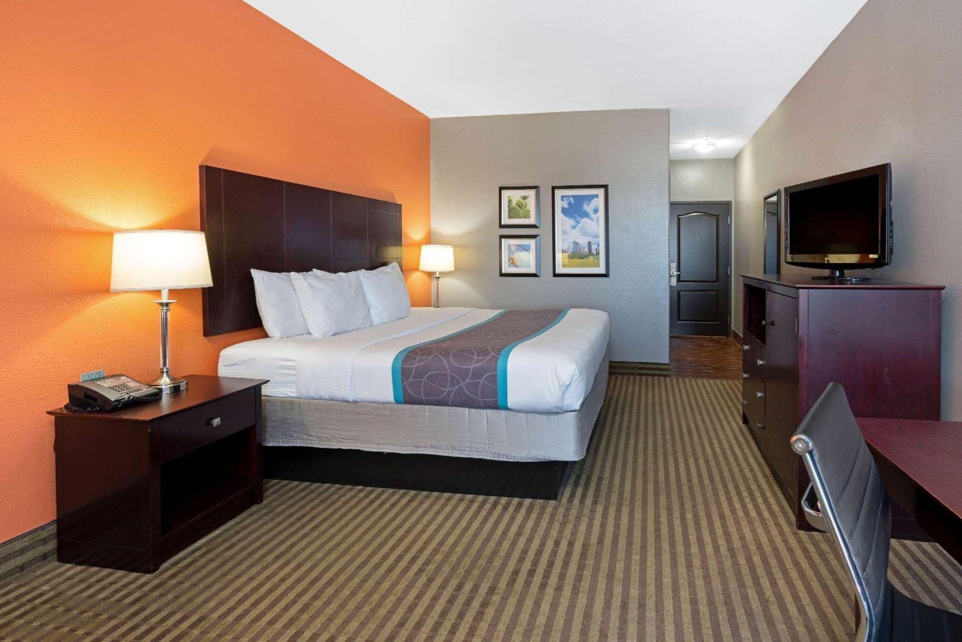 La Quinta by Wyndham Houston IAH Bush Intl Airport E gallery photo in Humble, TX — image 6
