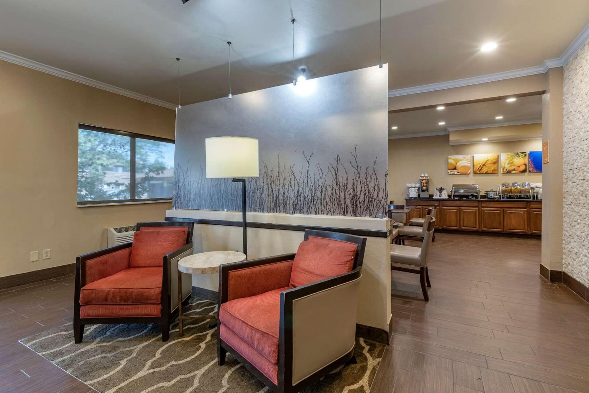 Comfort Inn & Suites Waterloo - Cedar Falls property views in Waterloo, IA — gallery photo 3