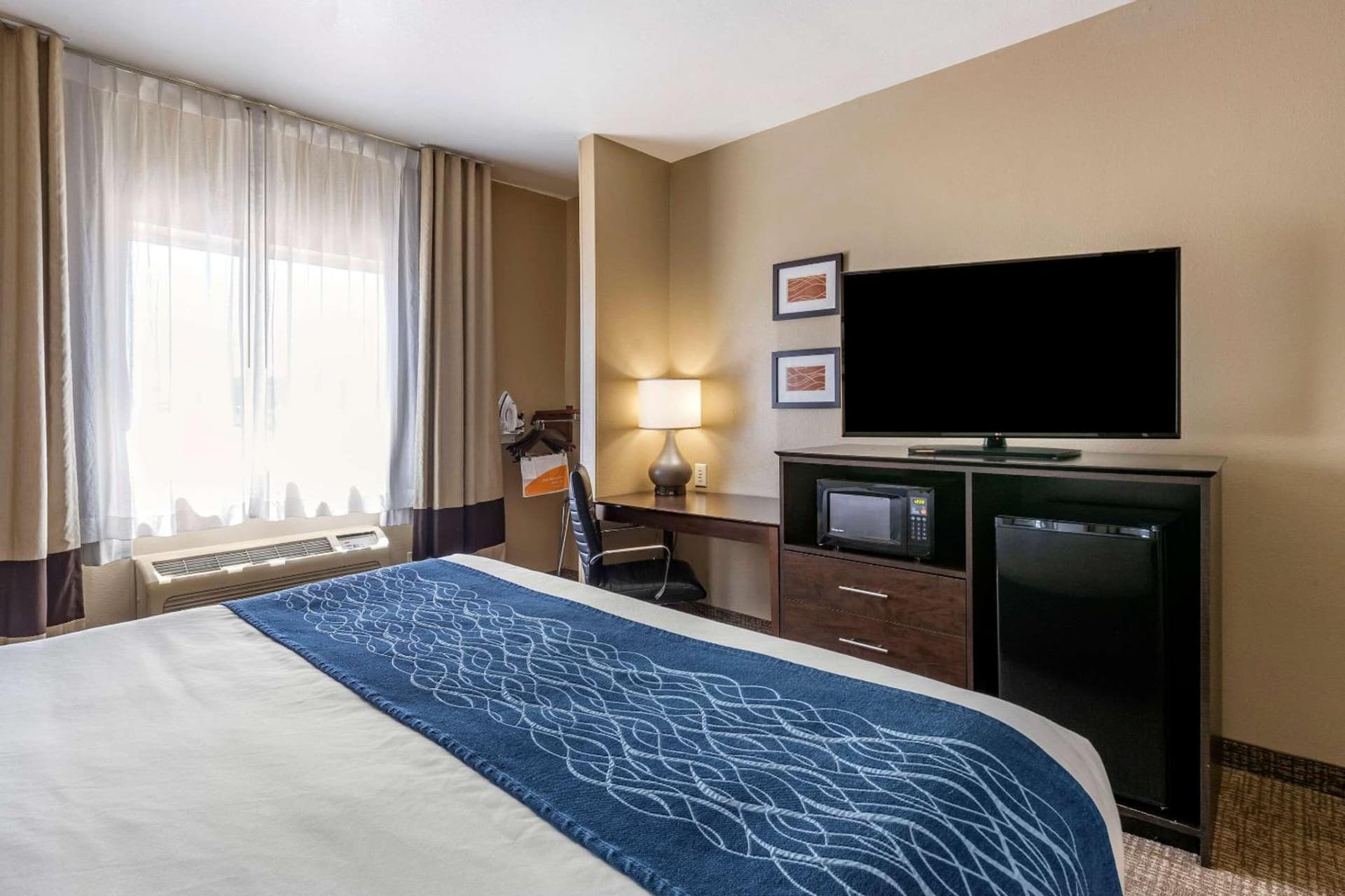 Comfort Inn & Suites Waterloo - Cedar Falls gallery photo in Waterloo, IA — image 24