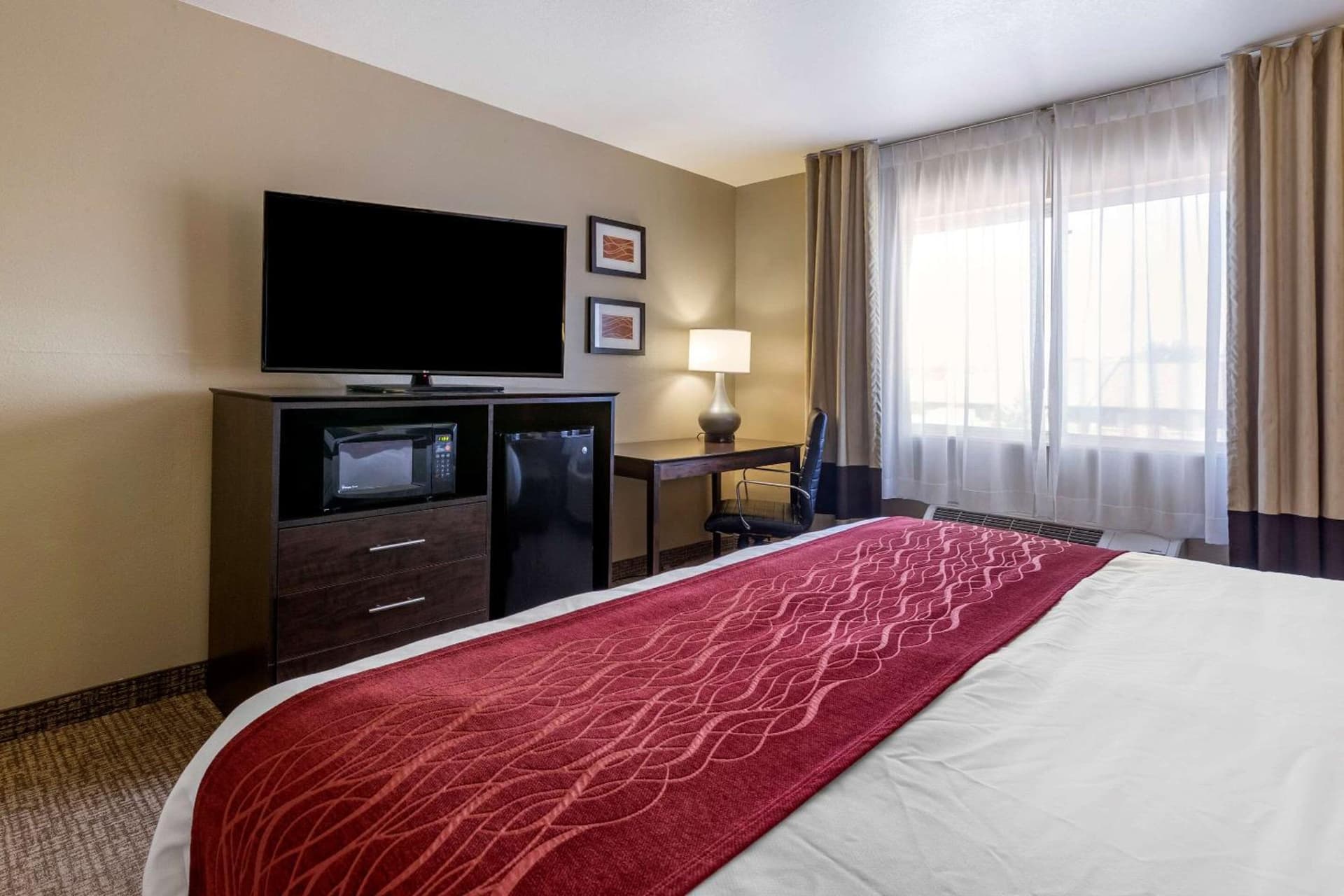 Comfort Inn & Suites Waterloo - Cedar Falls gallery photo in Waterloo, IA — image 10