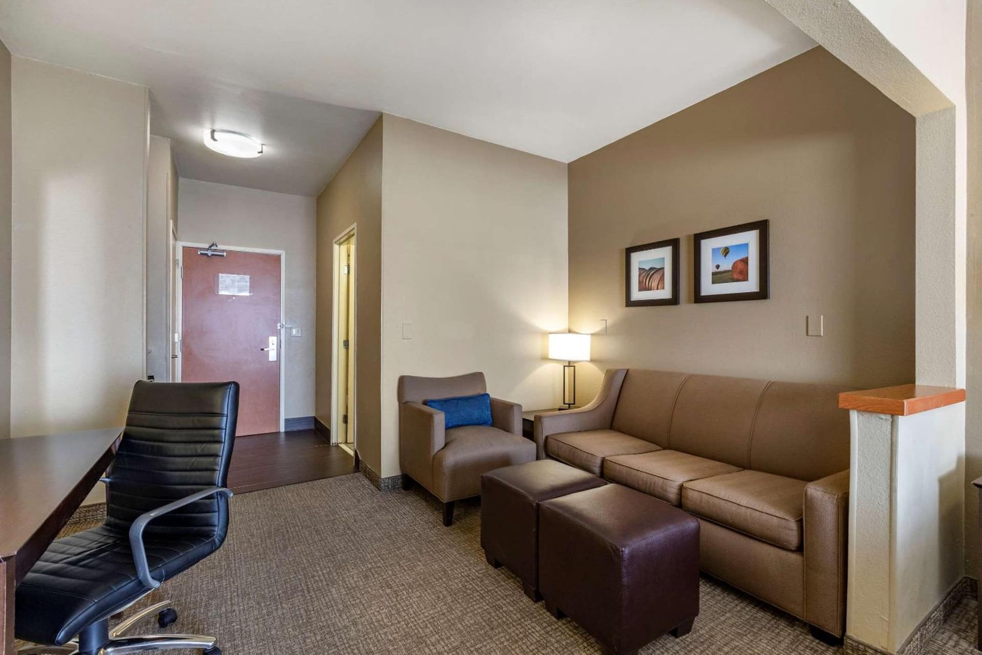 Comfort Inn & Suites Waterloo - Cedar Falls gallery photo in Waterloo, IA — image 7