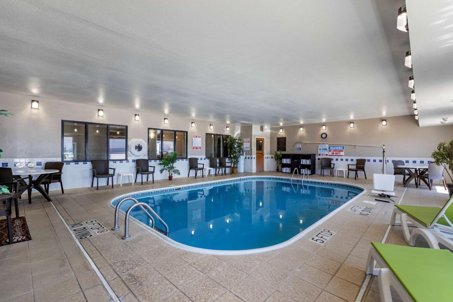 Comfort Inn & Suites Waterloo - Cedar Falls gallery photo in Waterloo, IA — image 30