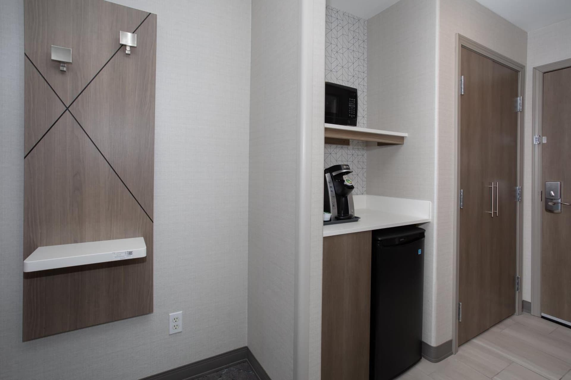 Holiday Inn Express Hotel & Suites Grand Junction by IHG gallery photo in Grand Junction, CO — image 7