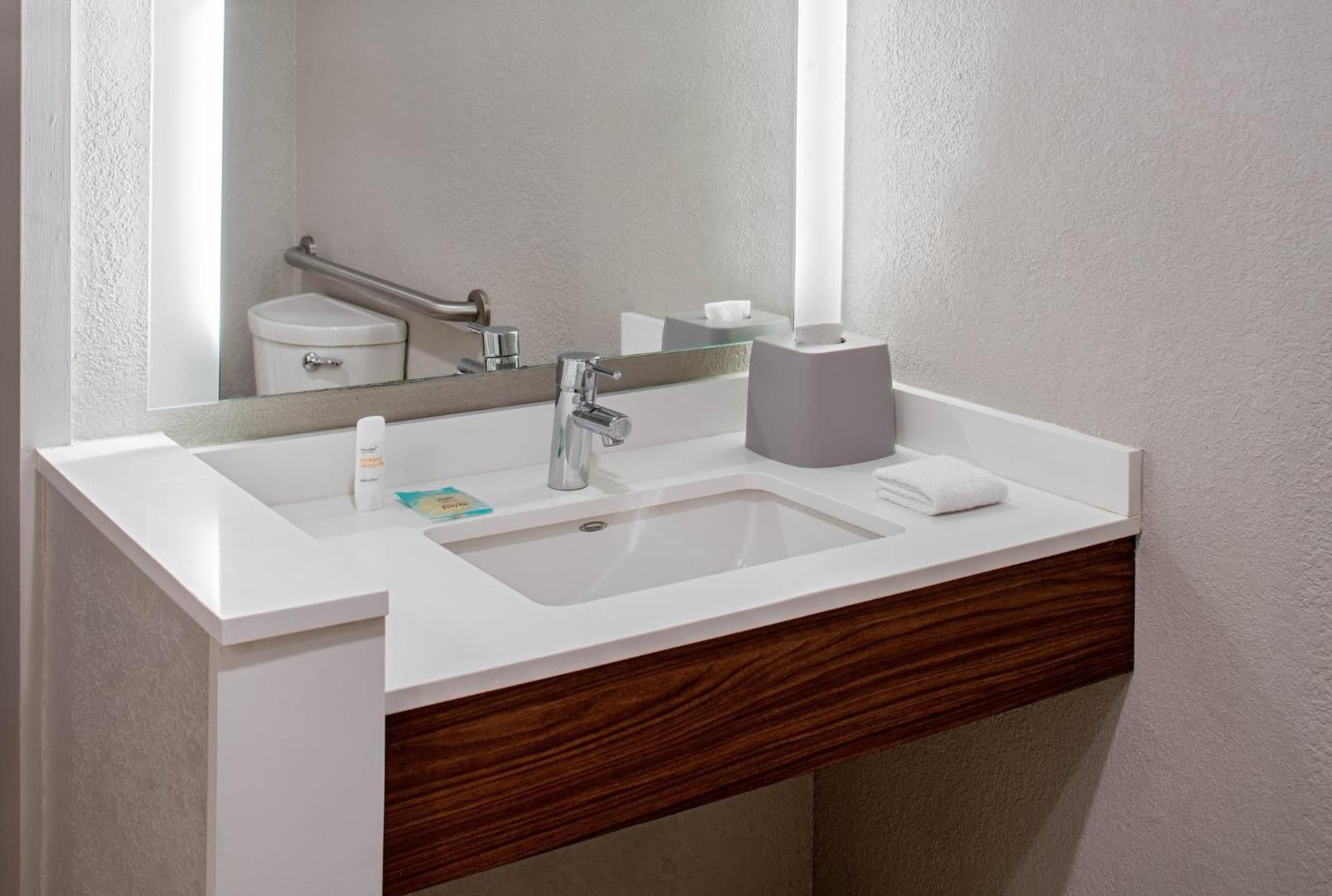 Holiday Inn Express New Orleans Downtown by IHG gallery photo in New Orleans, LA — image 31