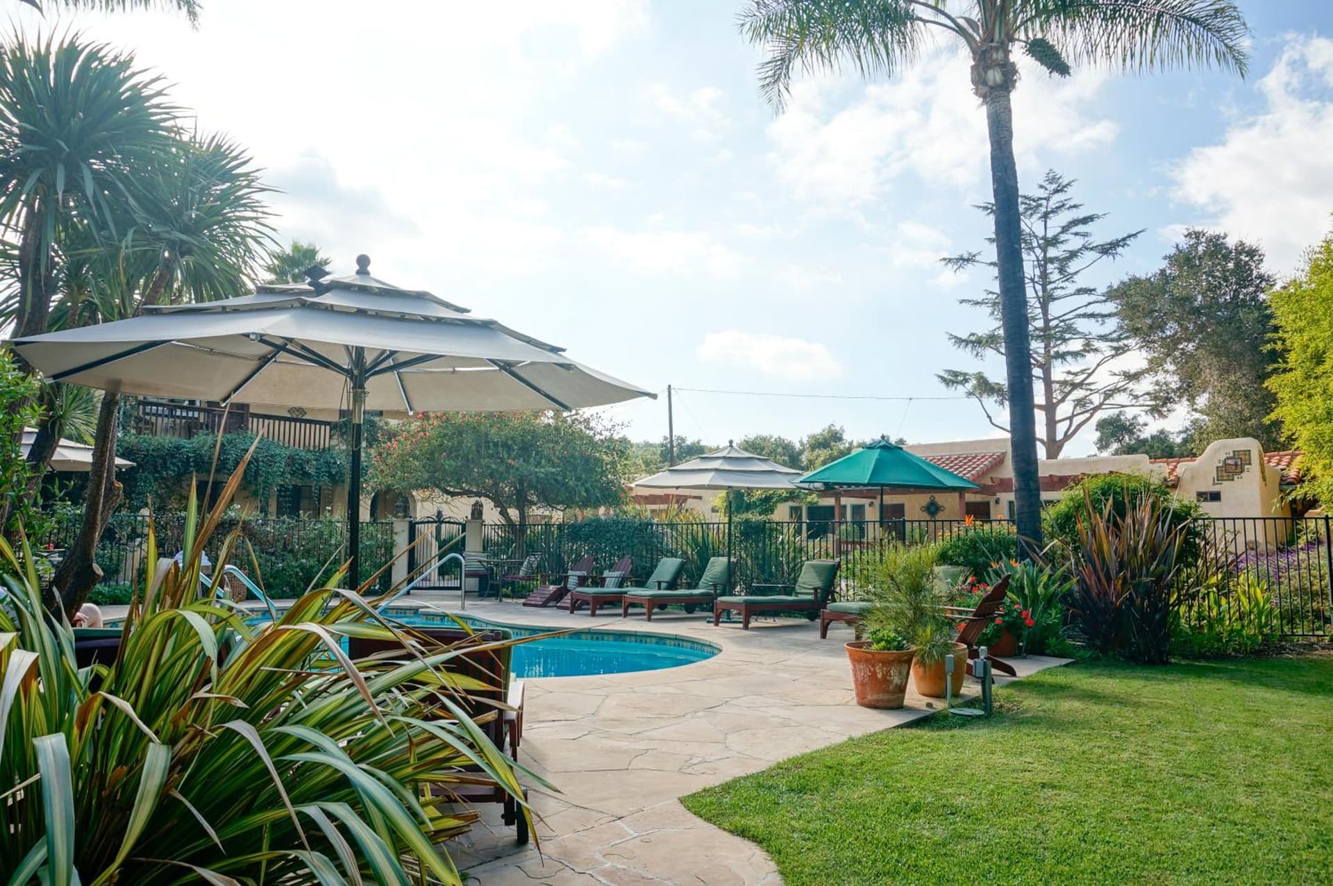 Blue Iguana Inn gallery photo in Ojai, CA — image 35