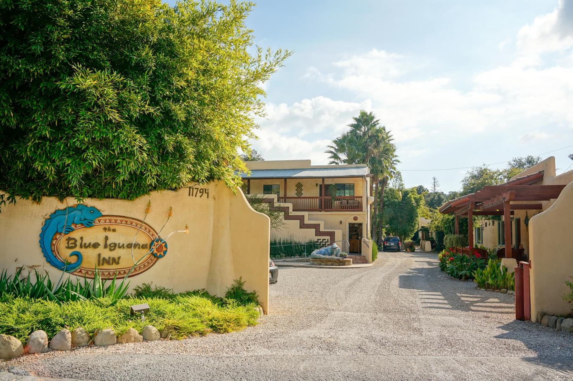 Blue Iguana Inn gallery photo in Ojai, CA — image 45