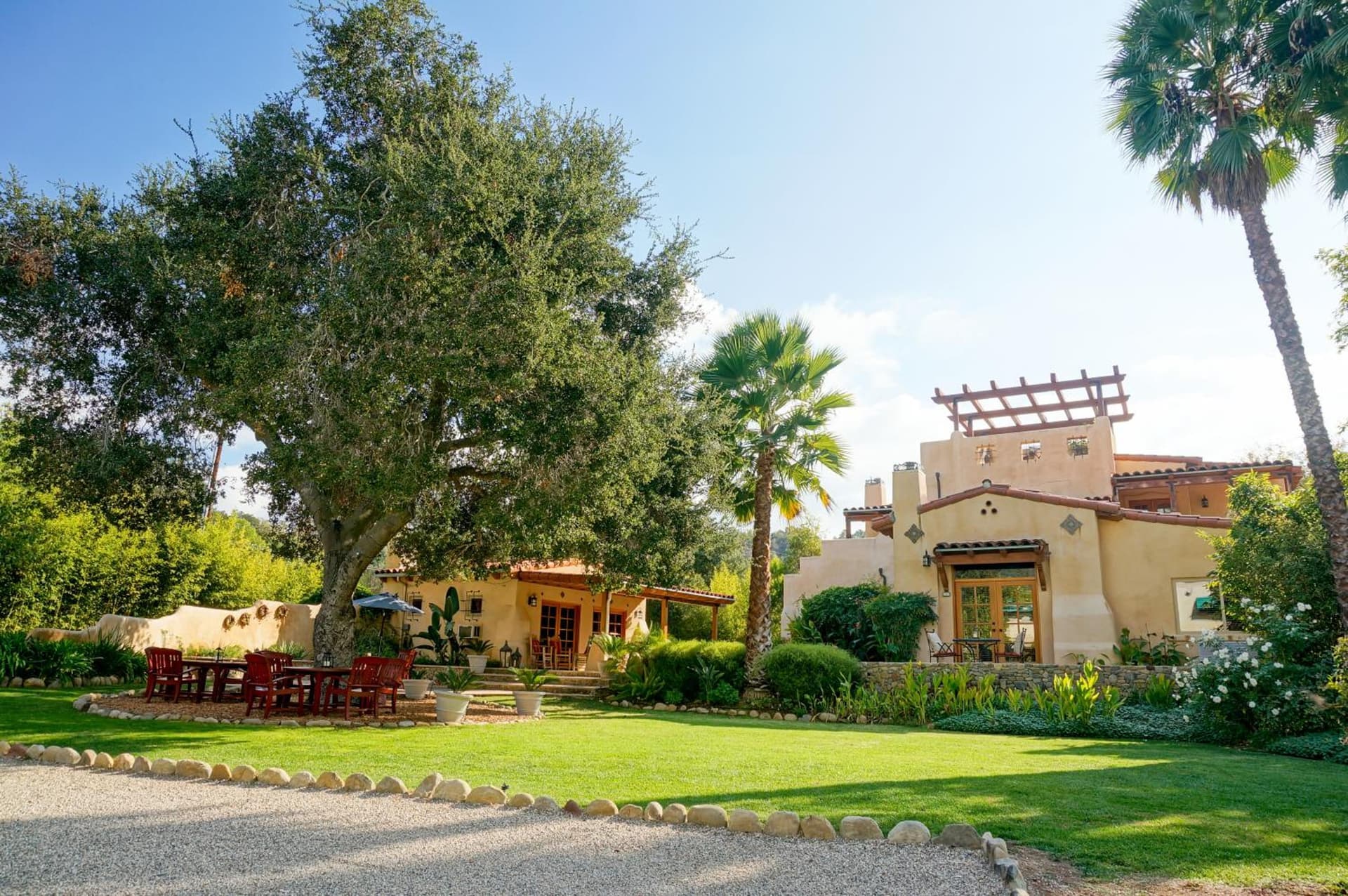 Blue Iguana Inn gallery photo in Ojai, CA — image 30
