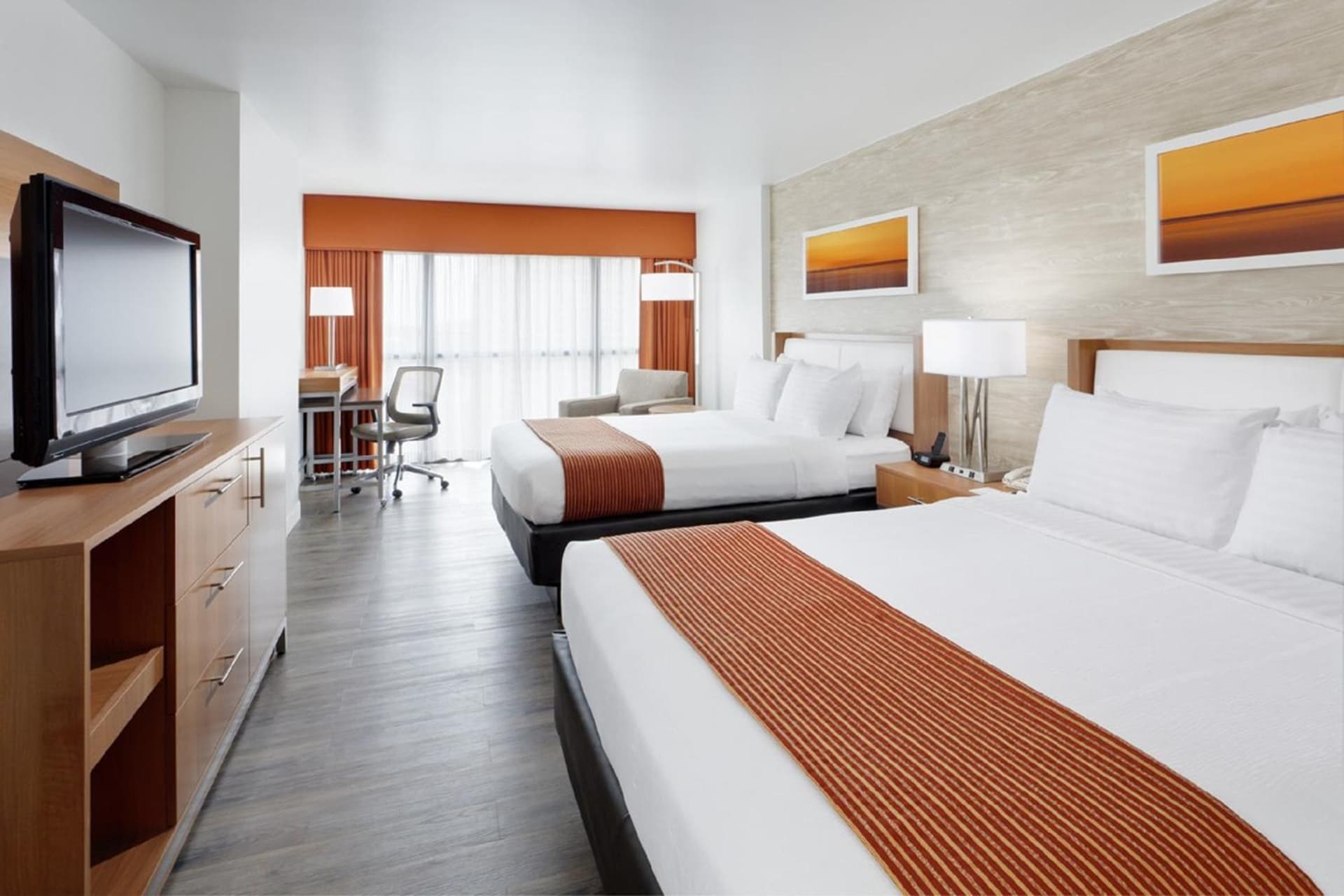 Holiday Inn San Antonio-Riverwalk by IHG property views in San Antonio, TX — gallery photo 3