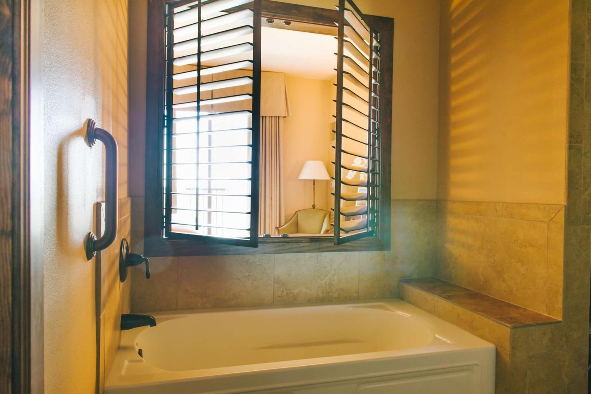 Hotel Viata gallery photo in Austin, TX — image 24