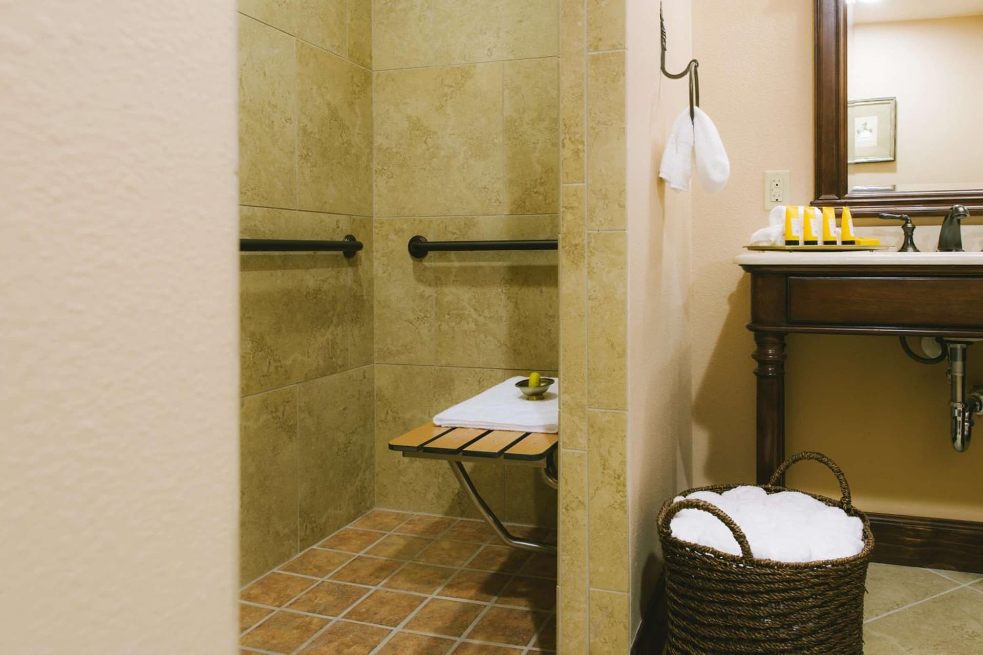 Hotel Viata gallery photo in Austin, TX — image 20