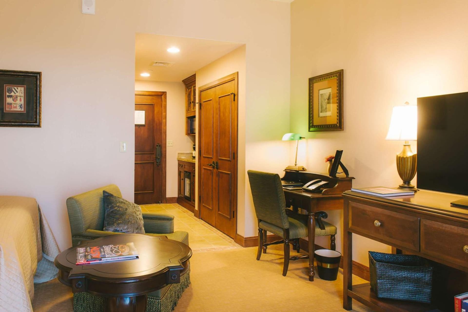 Hotel Viata gallery photo in Austin, TX — image 35