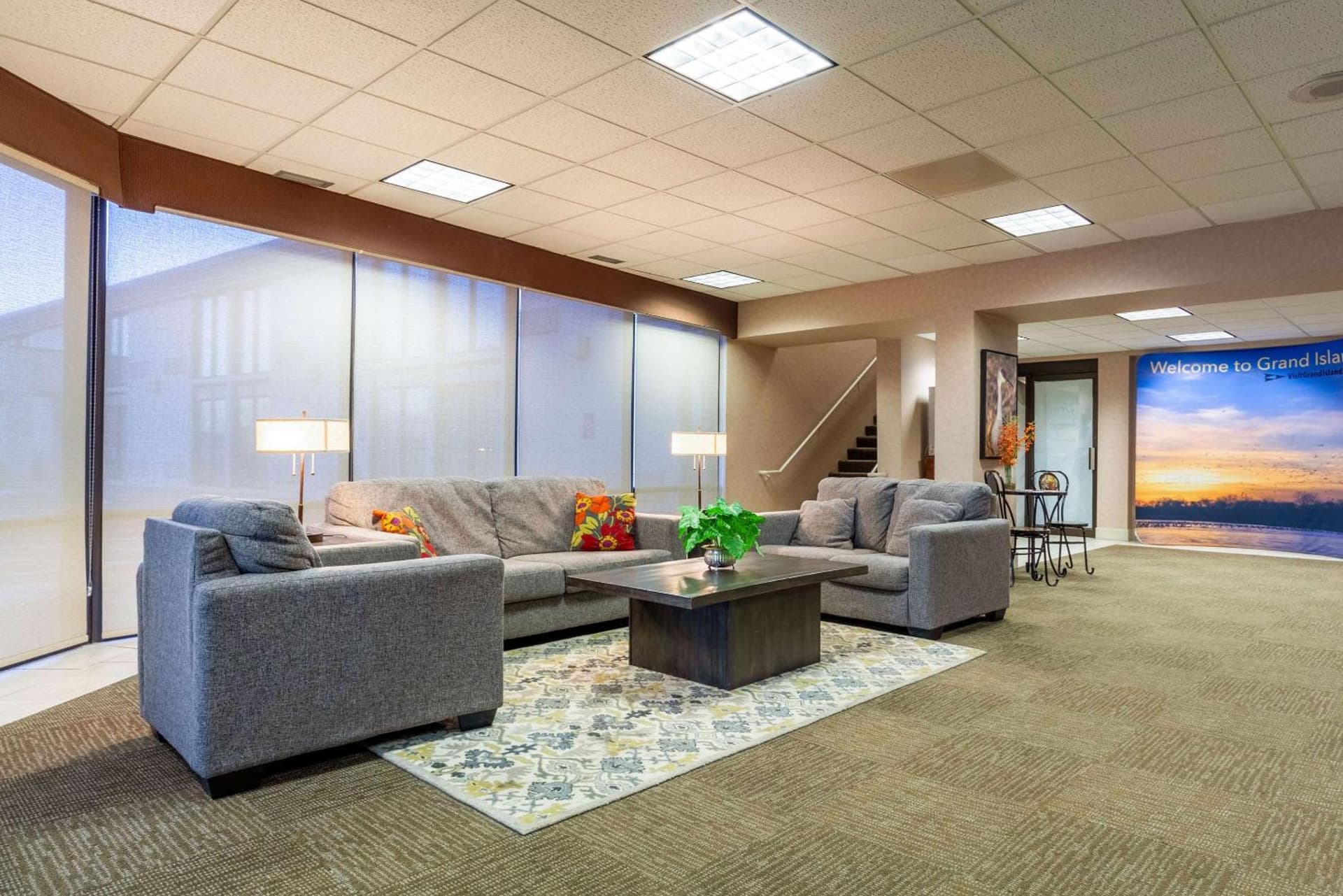 Suburban Studios I-80 Grand Island interior in Doniphan, NE — gallery photo 2