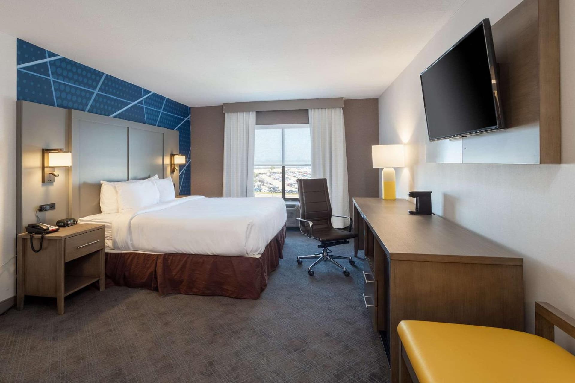 Comfort Inn & Suites Buffalo Airport gallery photo in Buffalo, NY — image 15