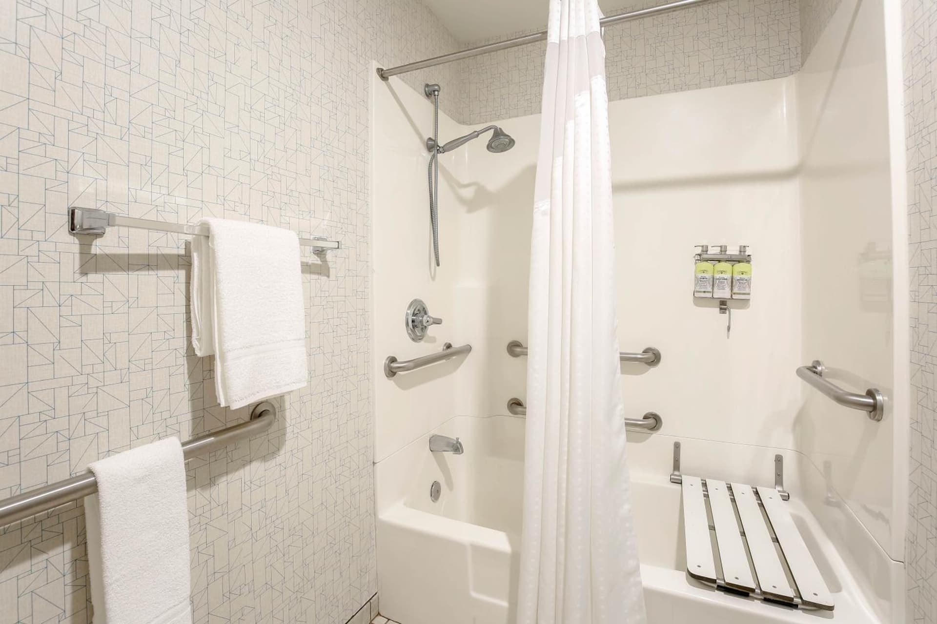 Holiday Inn Express Lancaster by IHG gallery photo in Lancaster, CA — image 20