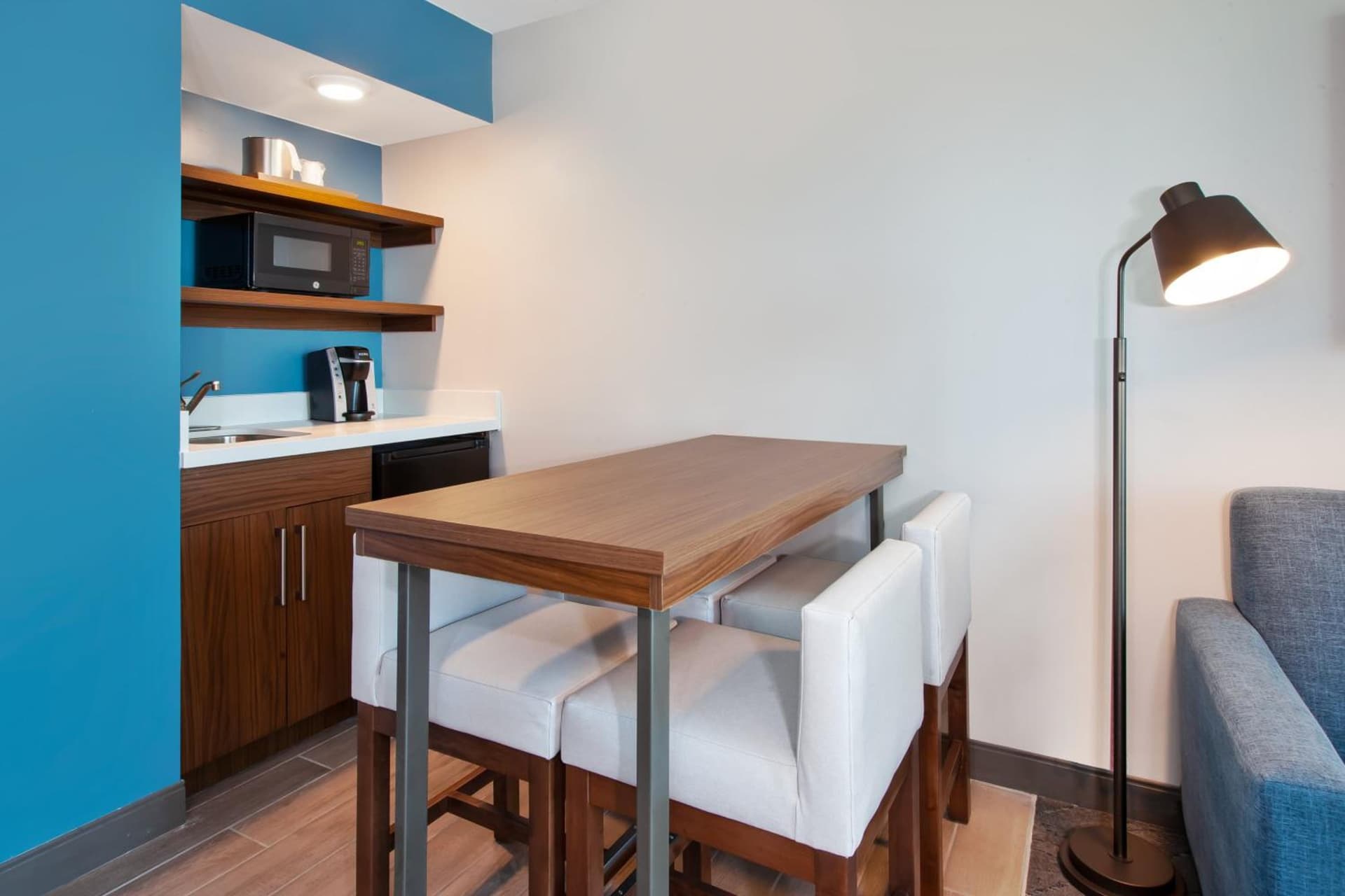 Holiday Inn Express & Suites VA Beach Oceanfront by IHG gallery photo in Virginia Beach, VA — image 23