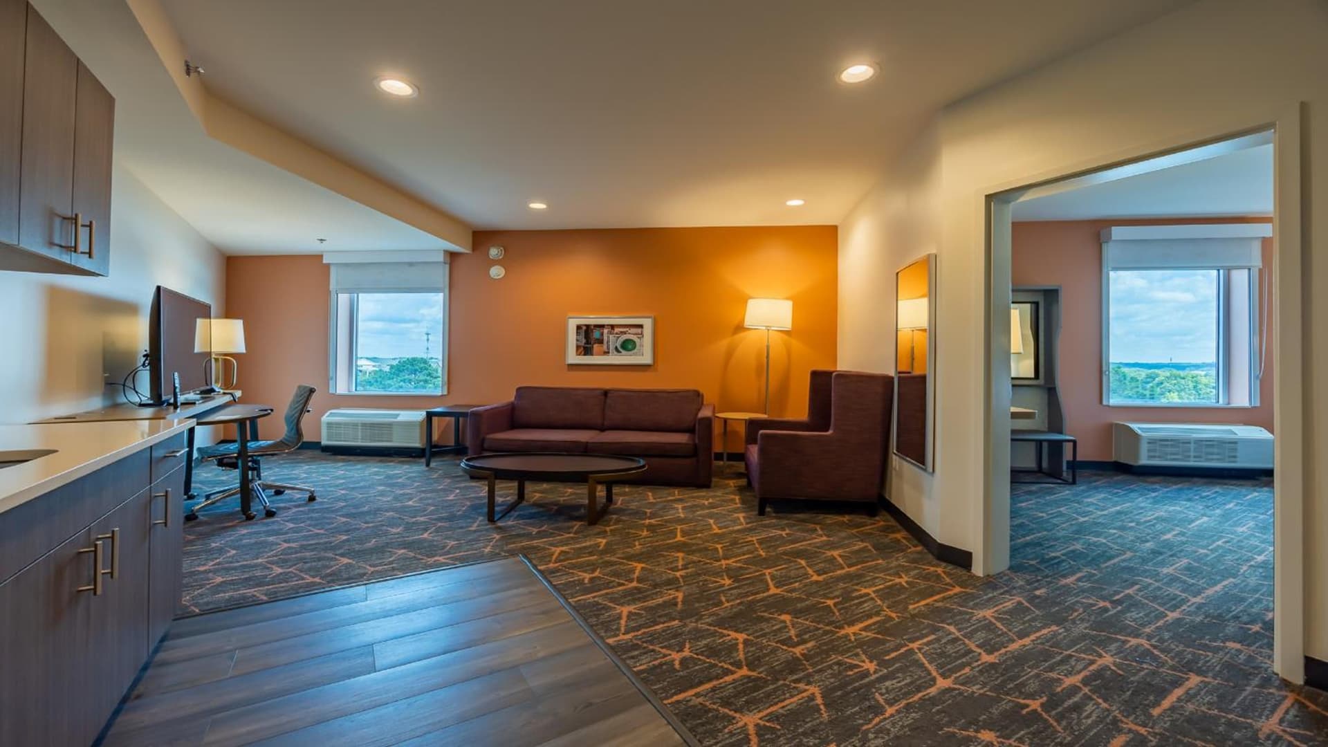 Courtyard by Marriott Atlanta Dunwoody property views in Atlanta, GA — gallery photo 3