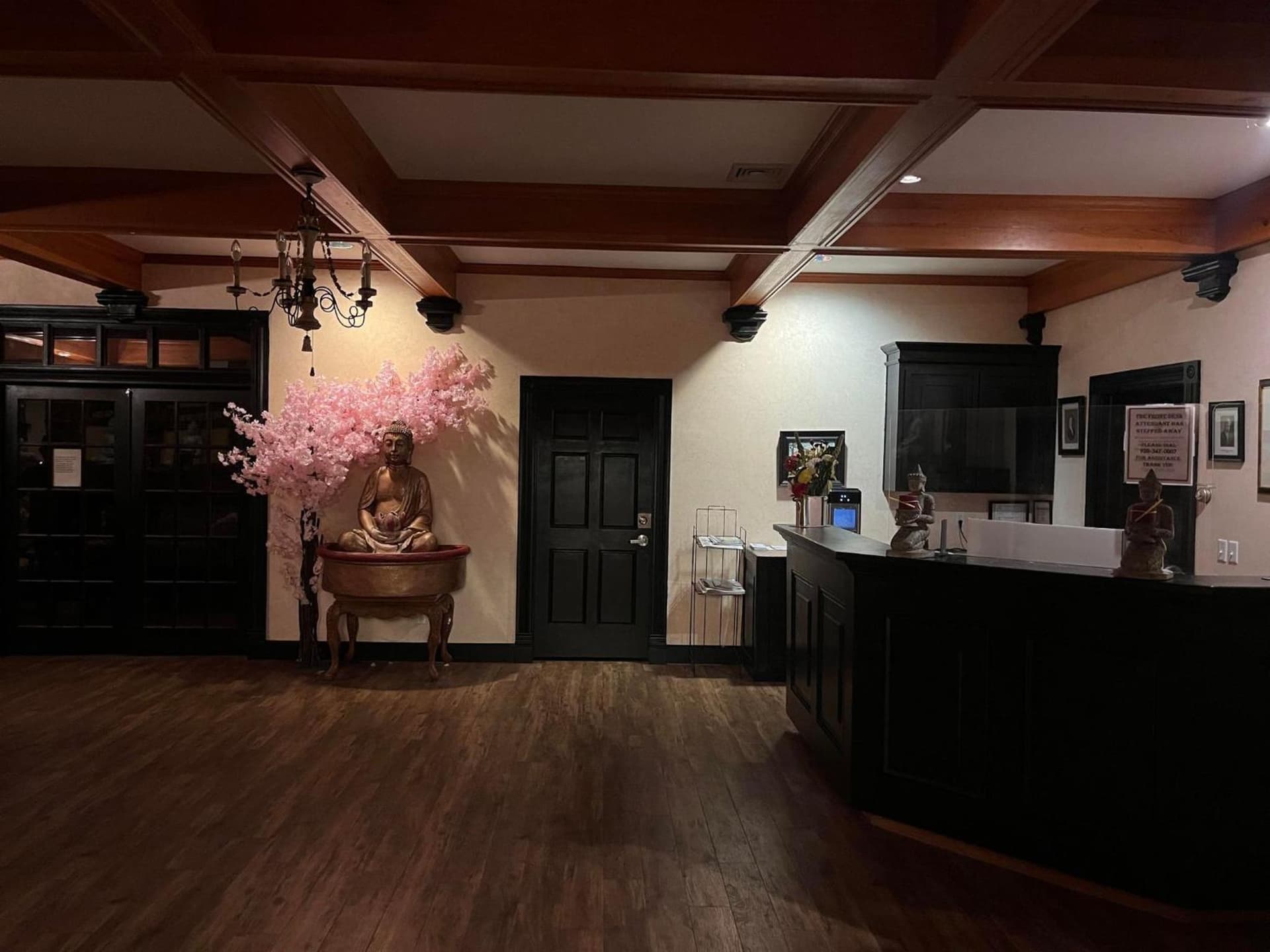 Nuks Executive Suites gallery photo in De Pere, WI — image 80