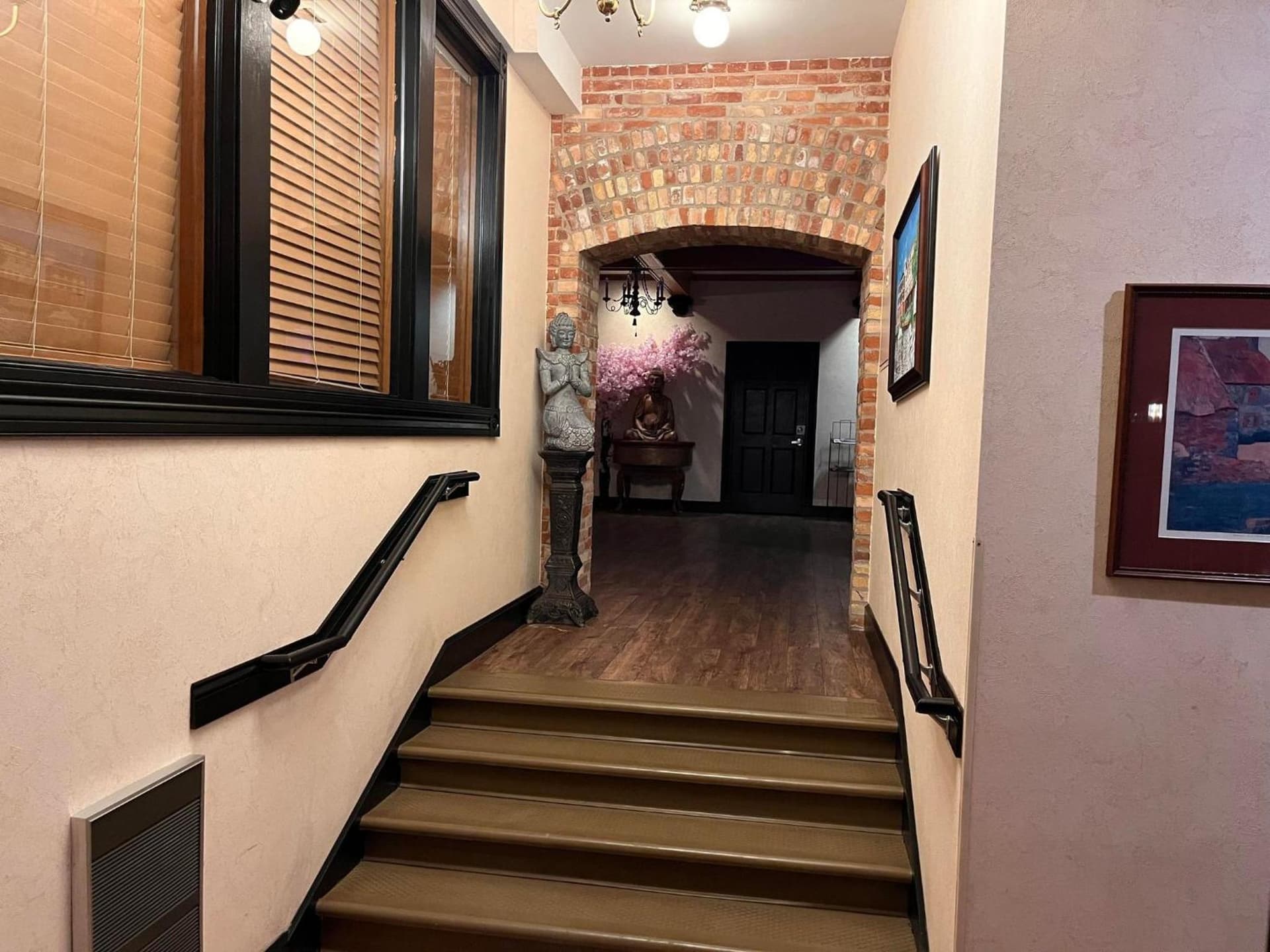Nuks Executive Suites gallery photo in De Pere, WI — image 96