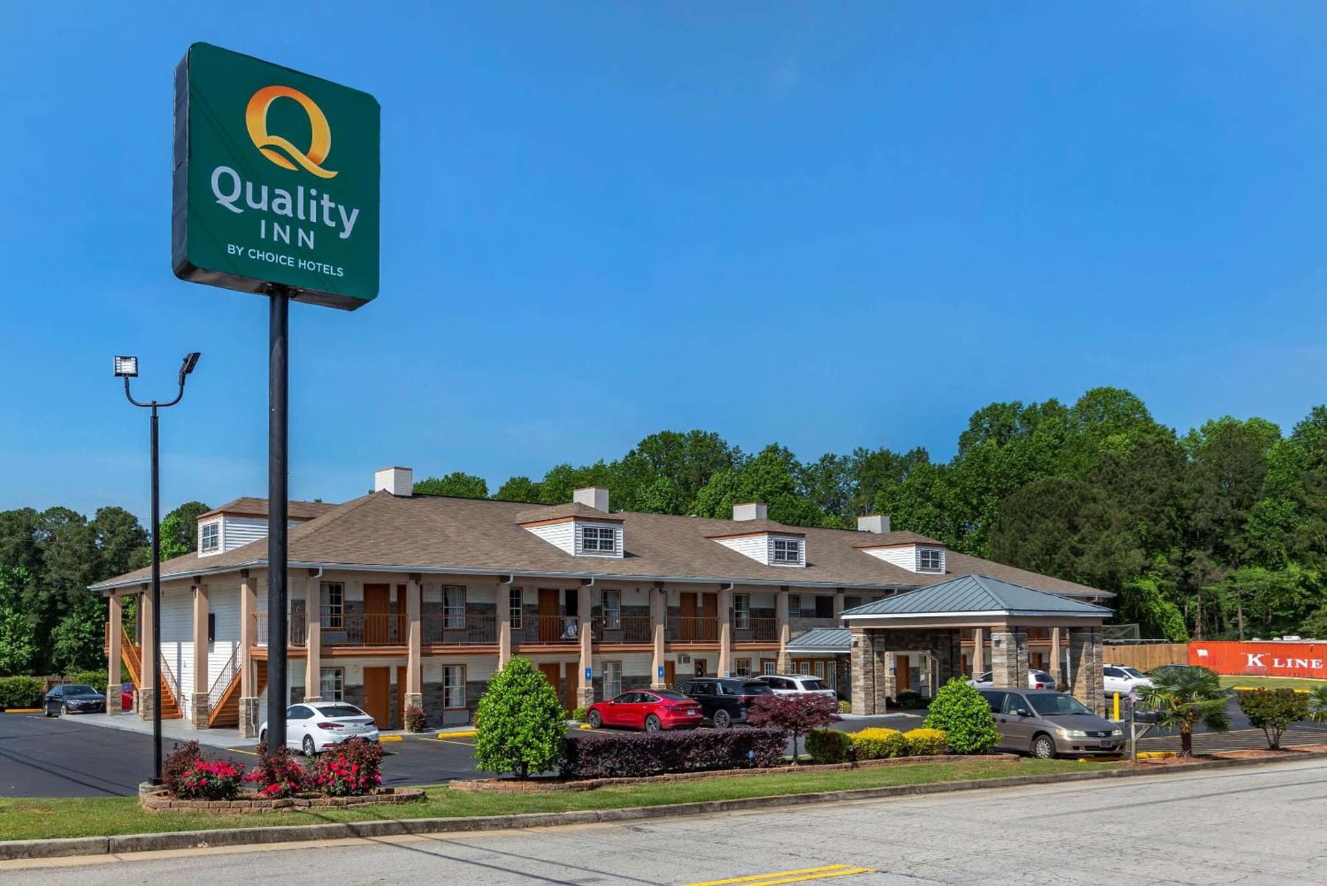 Quality Inn Covington property views in Covington, GA — gallery photo 3