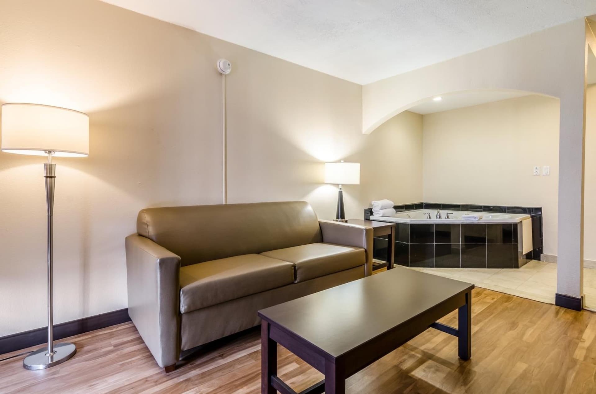 Red Roof Inn PLUS+ Wichita East gallery photo in Wichita, KS — image 70