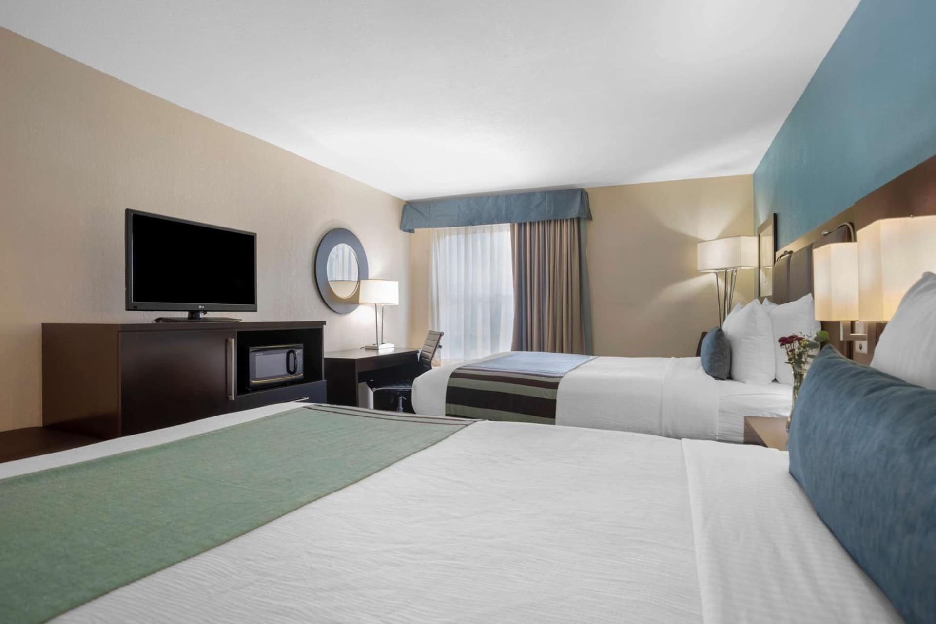 Best Western Plus Tallahassee North Hotel gallery photo in Tallahassee, FL — image 9