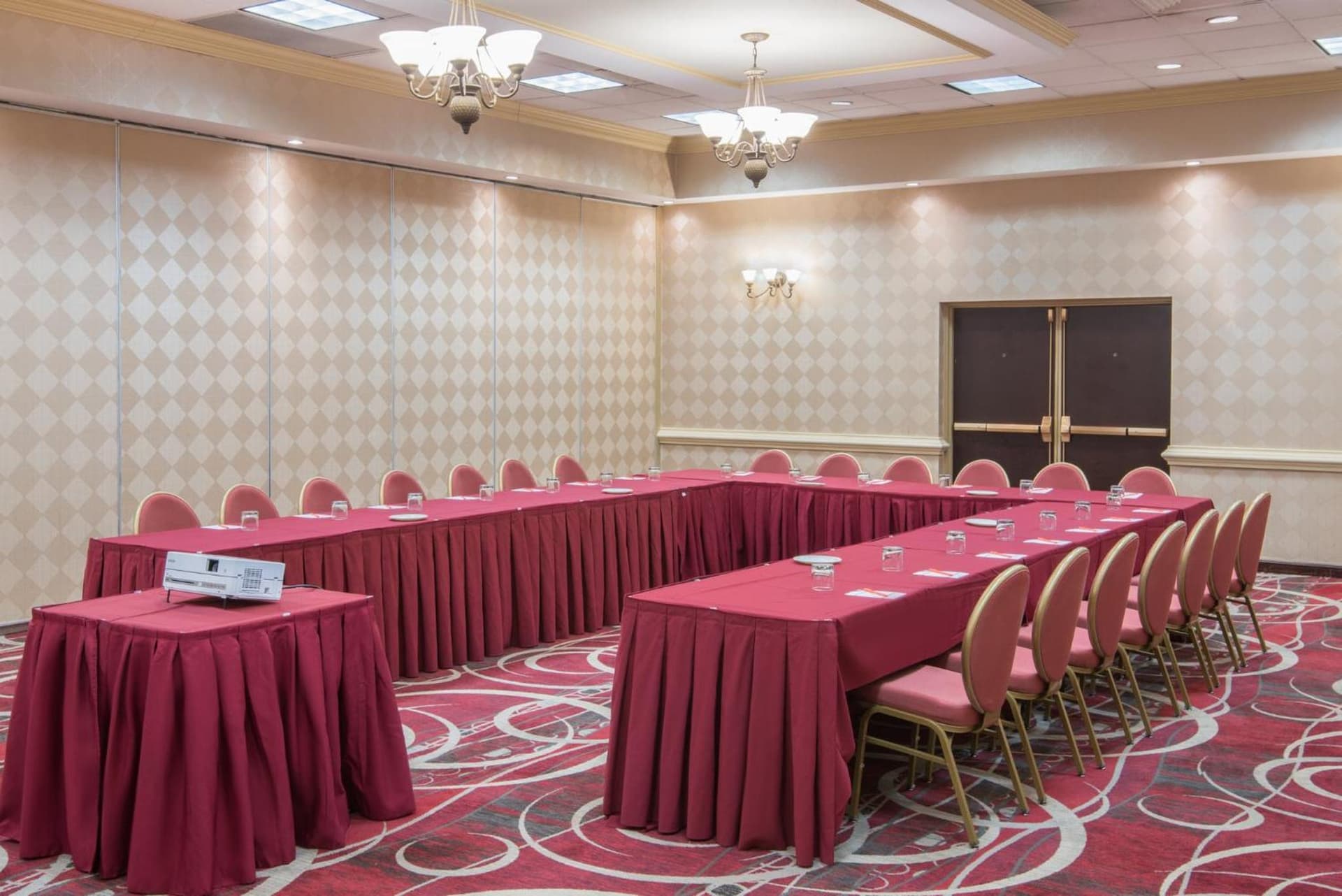 Crowne Plaza Newark Airport by IHG gallery photo in Elizabeth, NJ — image 27