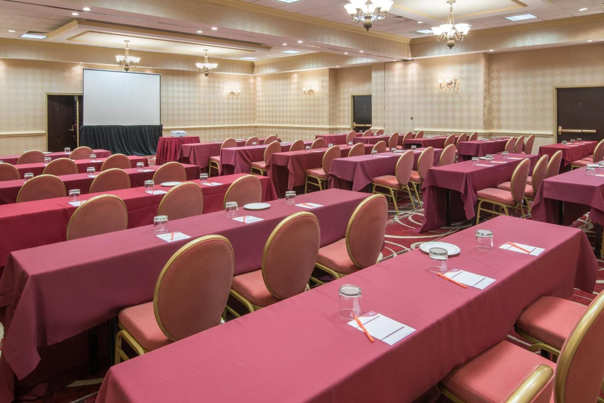 Crowne Plaza Newark Airport by IHG gallery photo in Elizabeth, NJ — image 58