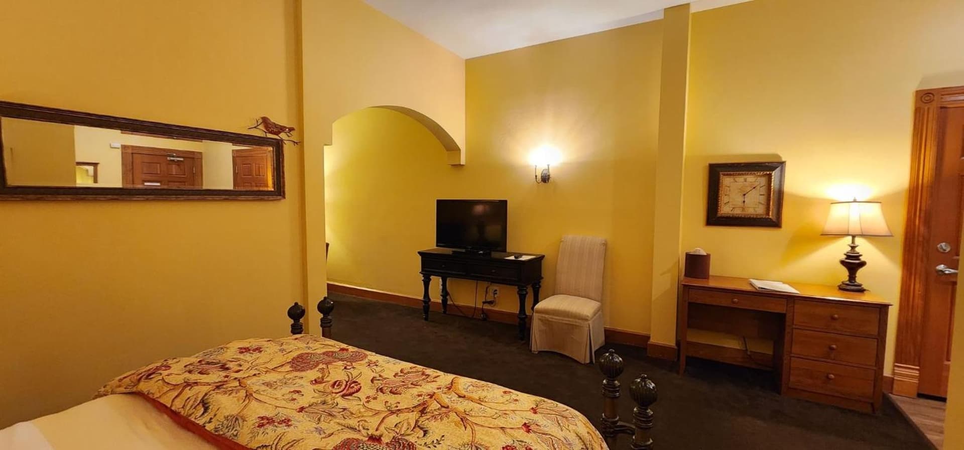Nuks Executive Suites gallery photo in De Pere, WI — image 60