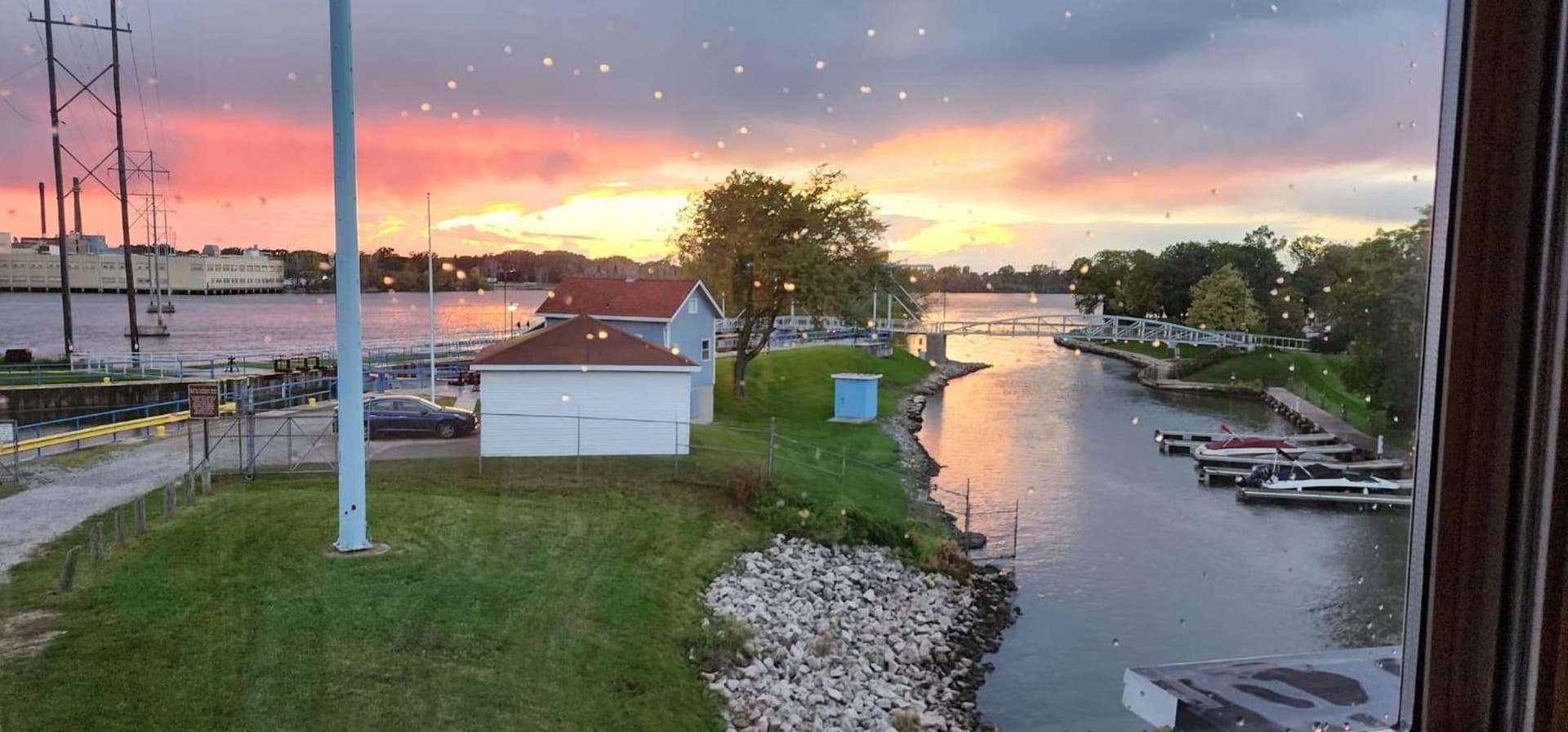 Nuks Executive Suites gallery photo in De Pere, WI — image 39
