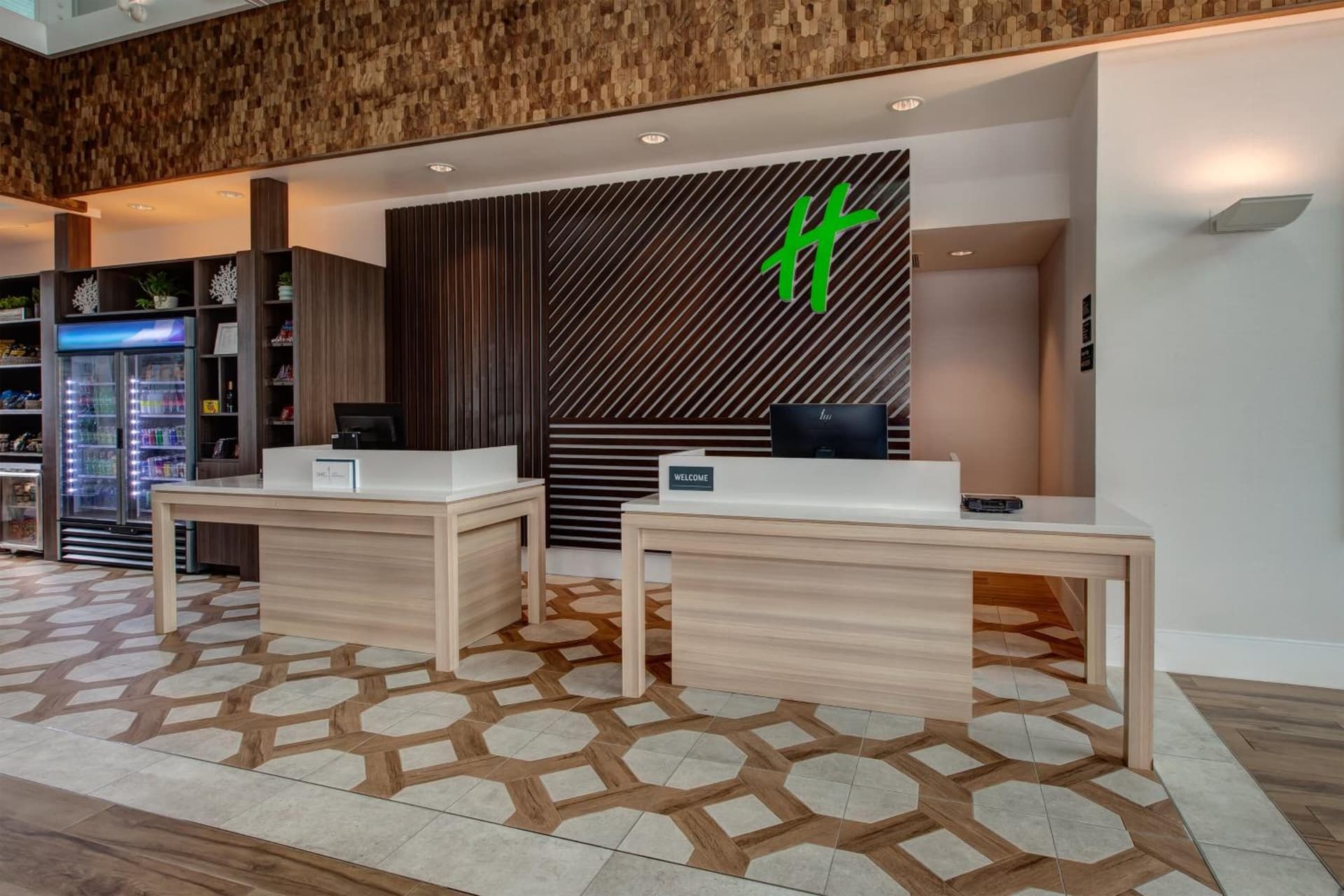 Holiday Inn Va Beach-Oceanside 21st St by IHG gallery photo in Virginia Beach, VA — image 12