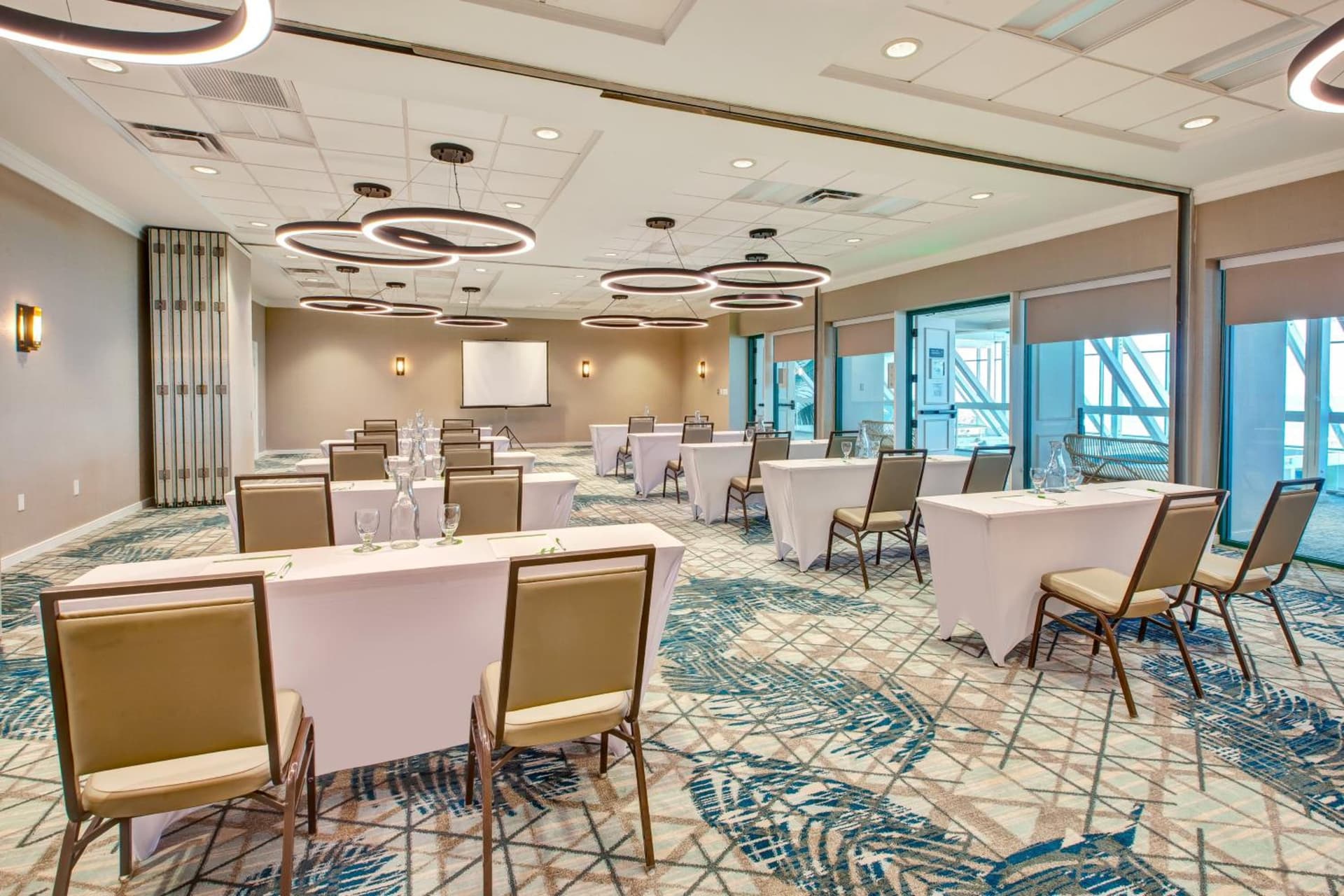 Holiday Inn Va Beach-Oceanside 21st St by IHG gallery photo in Virginia Beach, VA — image 41