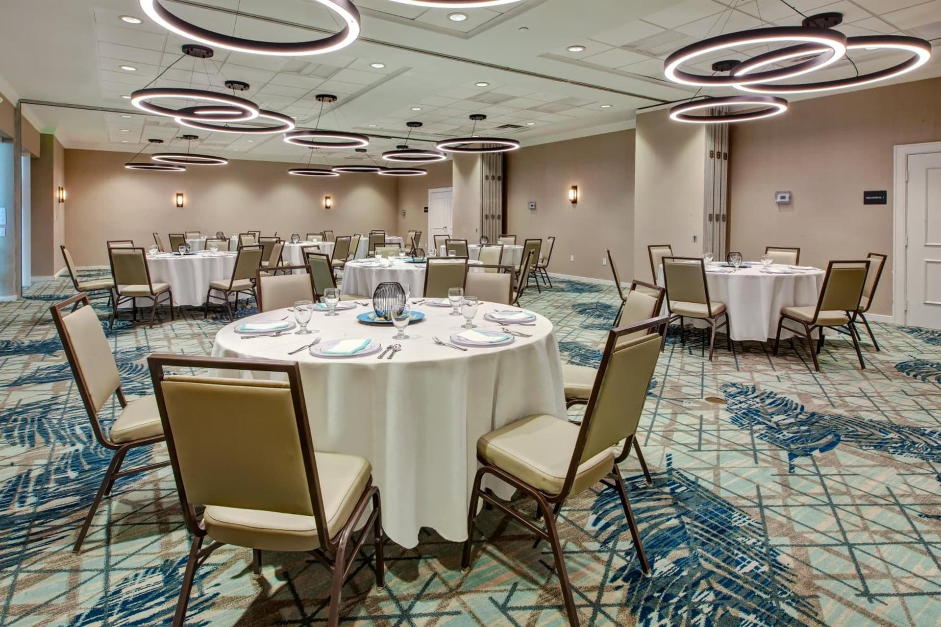 Holiday Inn Va Beach-Oceanside 21st St by IHG gallery photo in Virginia Beach, VA — image 62