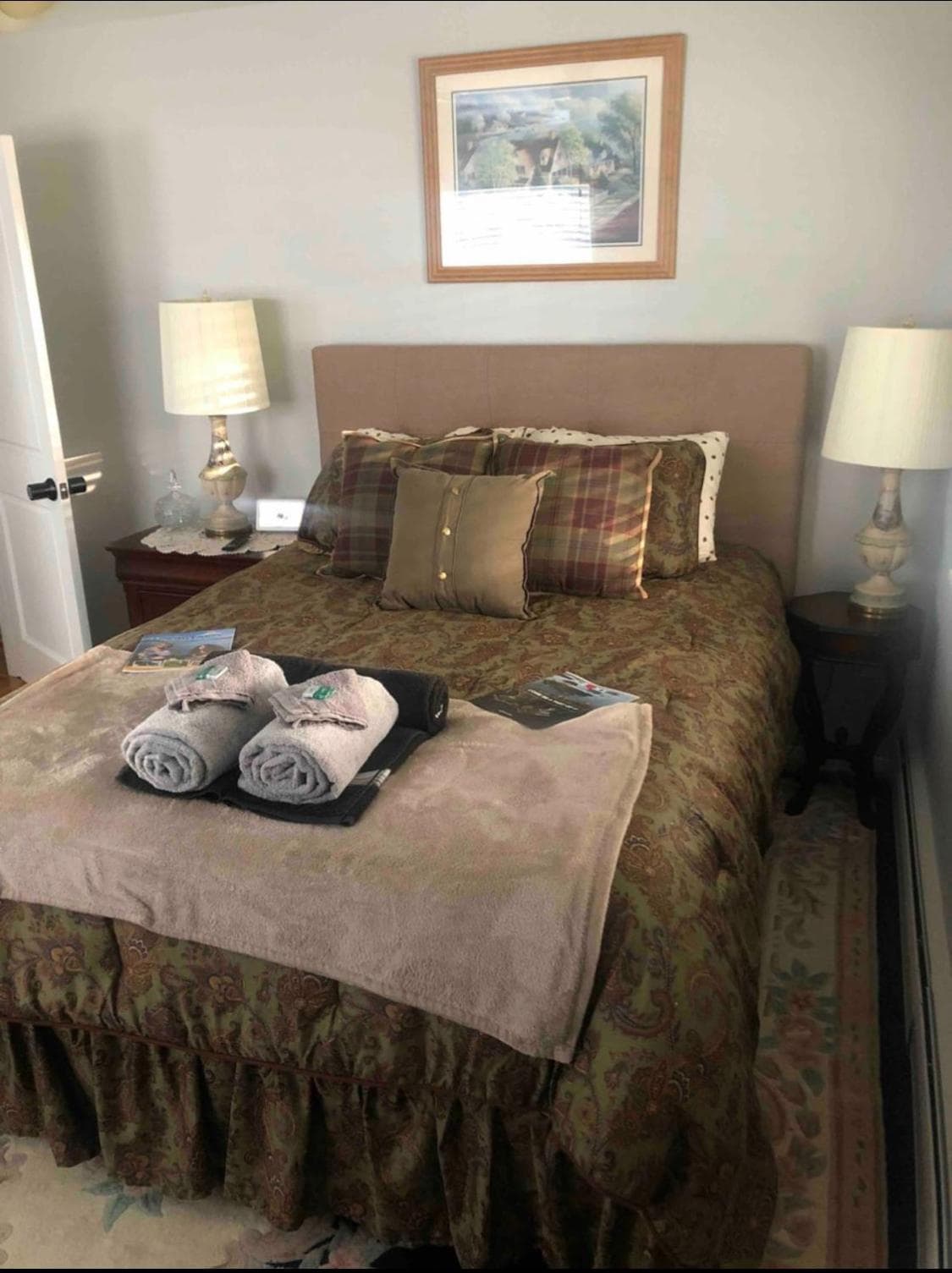 The Fallen Tree Inn property views in Geneva, NY — gallery photo 3