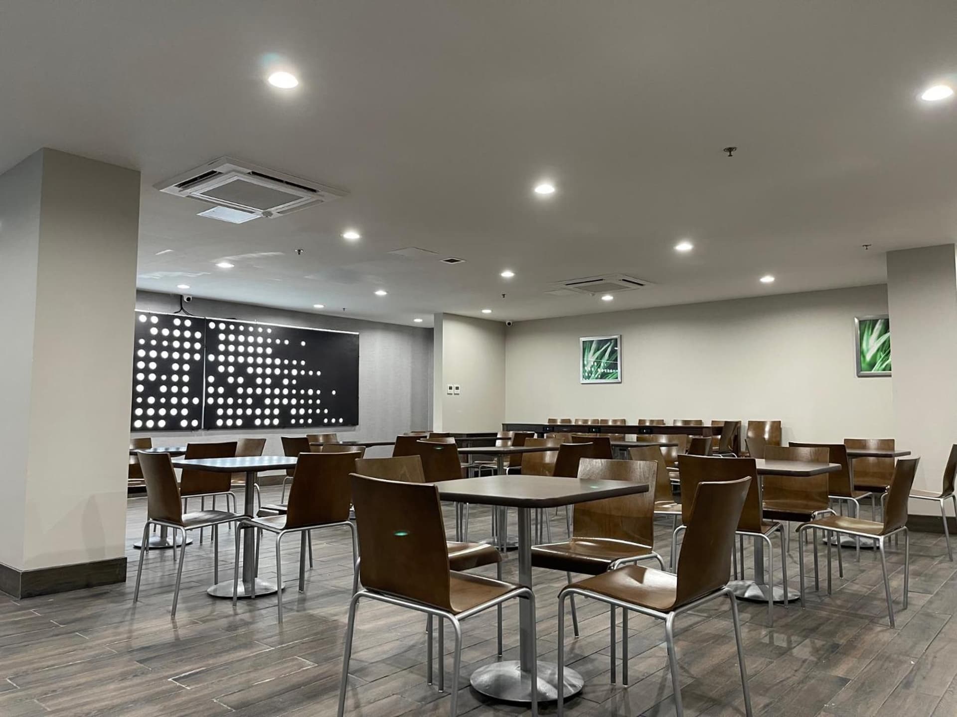 Days Inn by Wyndham Bronx NYC gallery photo in Bronx, NY — image 28
