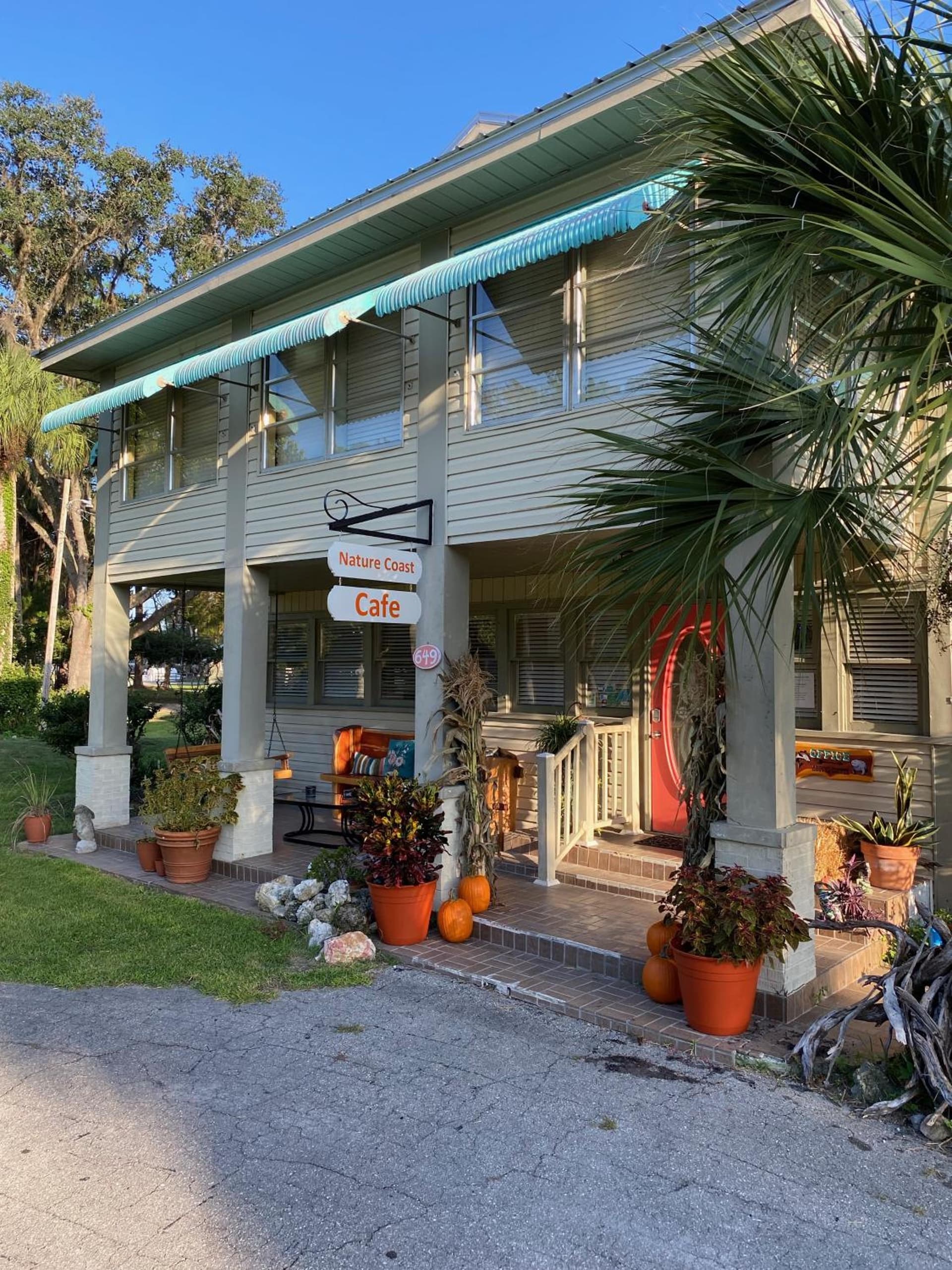 Nature Coast Inn & Cottages gallery photo in Inglis, FL — image 100