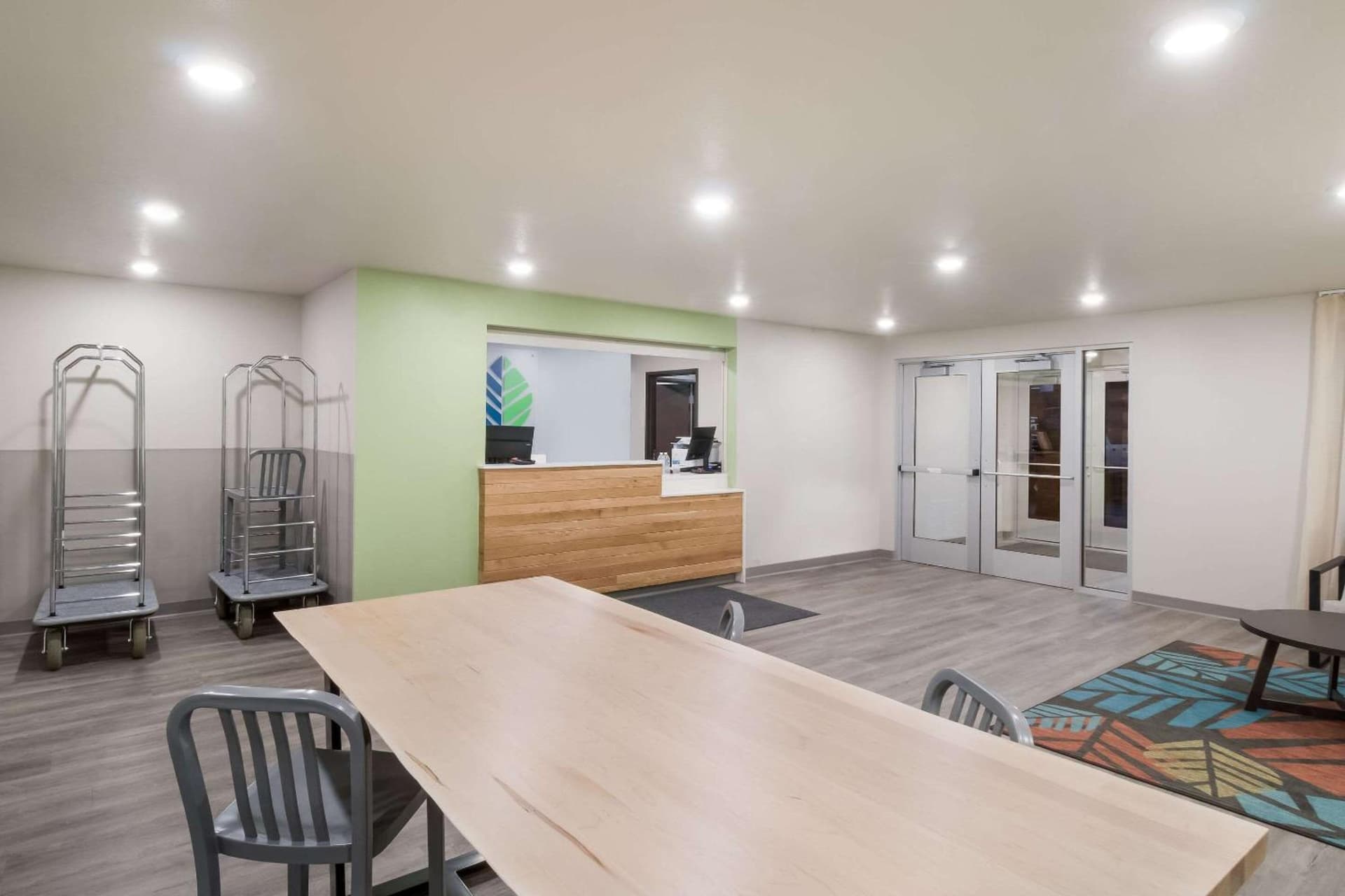 WoodSpring Suites Mesa Chandler gallery photo in Mesa, AZ — image 19