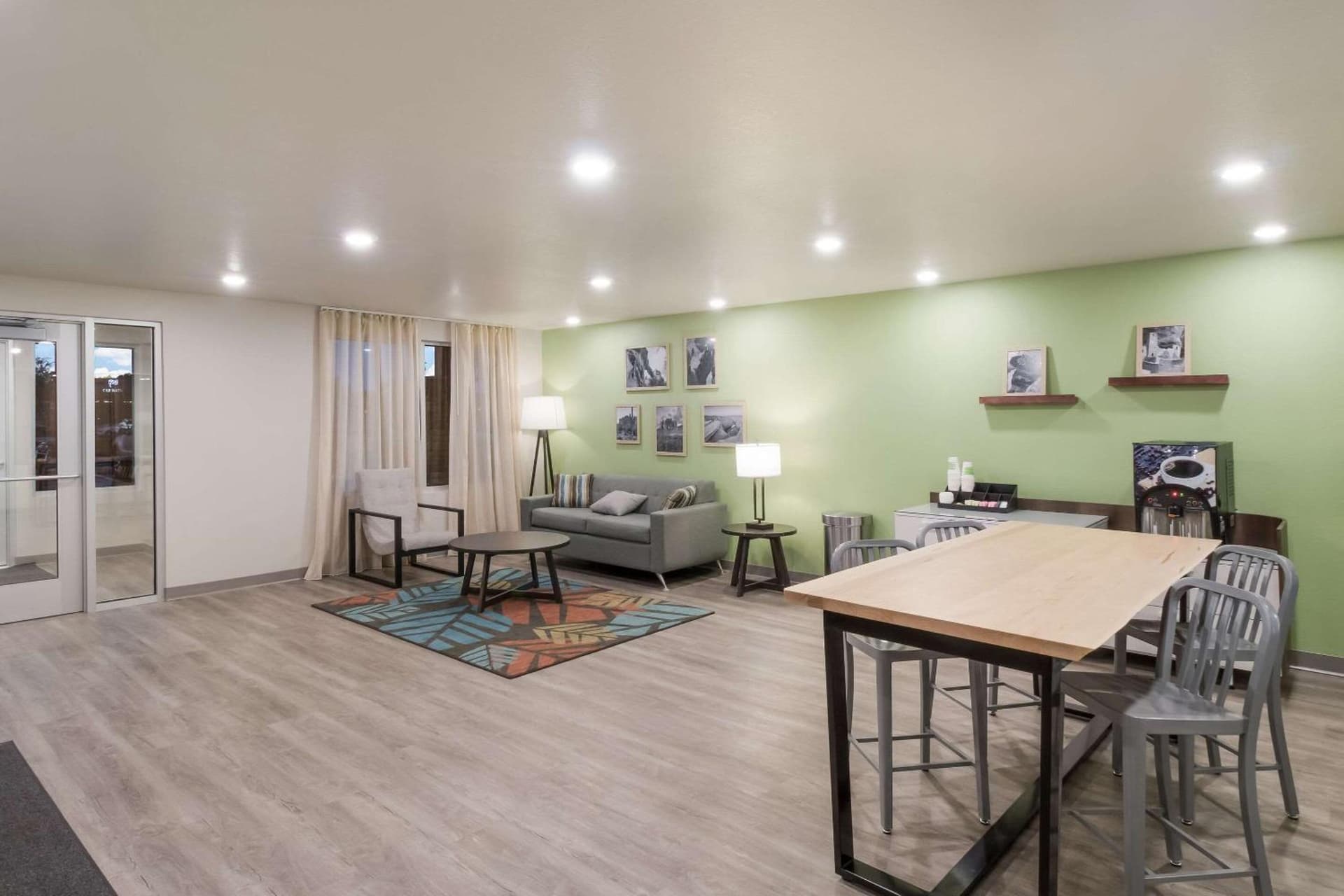 WoodSpring Suites Mesa Chandler gallery photo in Mesa, AZ — image 30