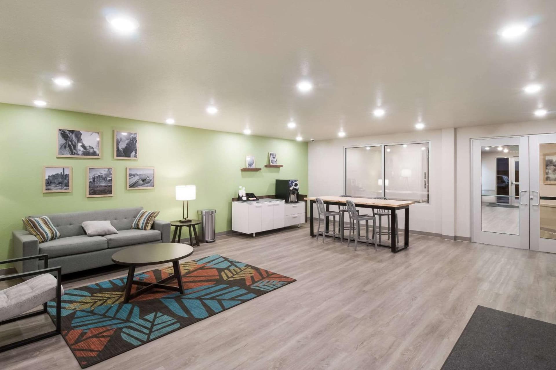WoodSpring Suites Mesa Chandler gallery photo in Mesa, AZ — image 29
