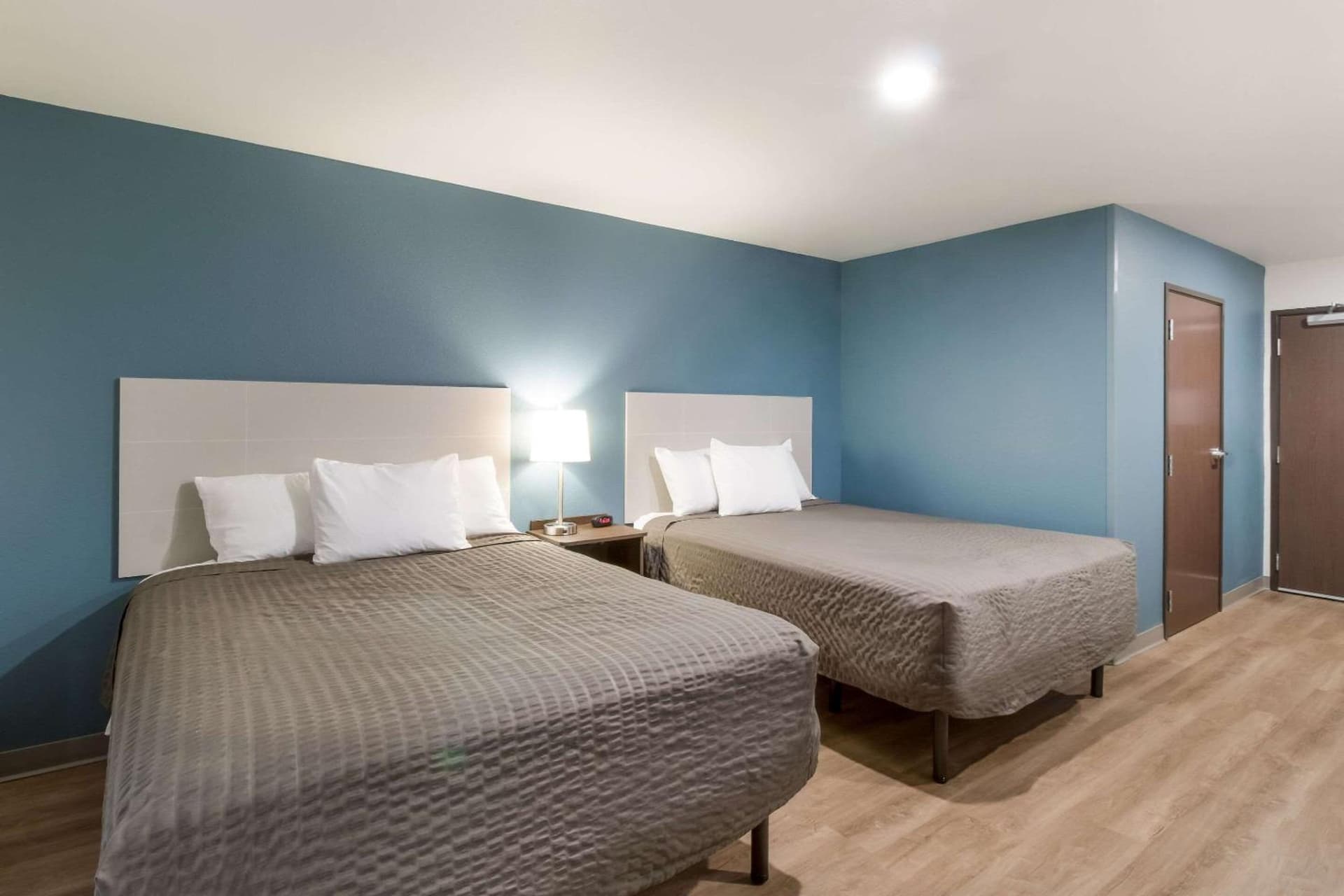 WoodSpring Suites Mesa Chandler property views in Mesa, AZ — gallery photo 3