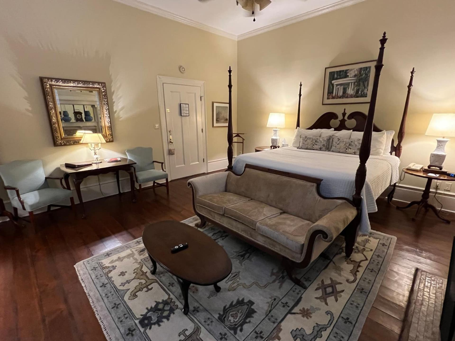 1842 Inn property views in Macon, GA — gallery photo 3