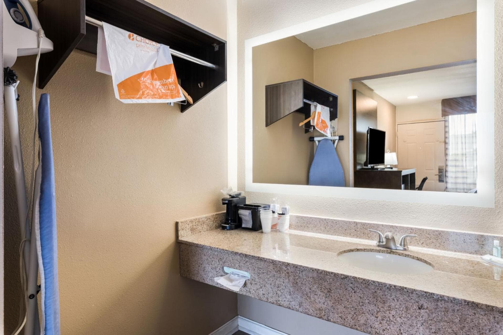 Quality Inn Gastonia East gallery photo in Gastonia, NC — image 51