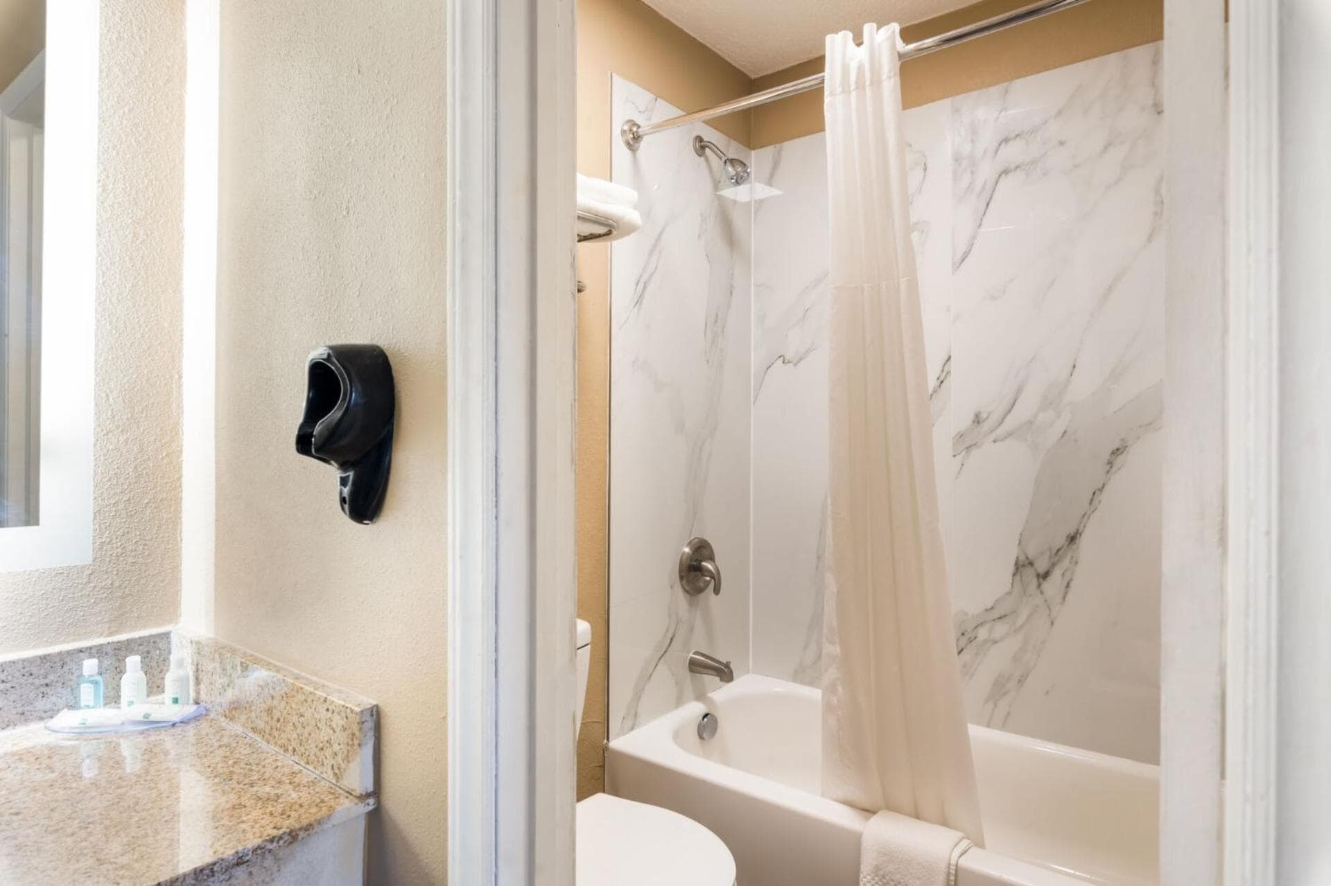 Quality Inn Gastonia East gallery photo in Gastonia, NC — image 52
