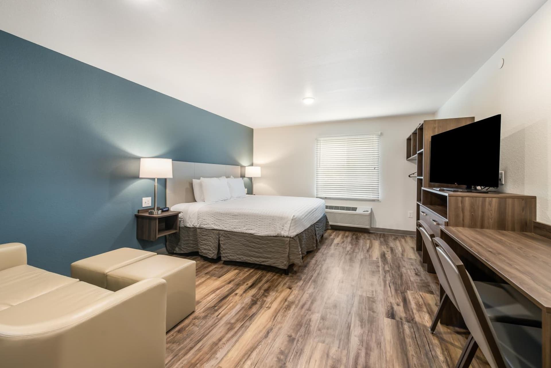 Extended Stay America Suites - Philadelphia - Plymouth Meeting - West property views in Plymouth Meeting, PA — gallery photo 3