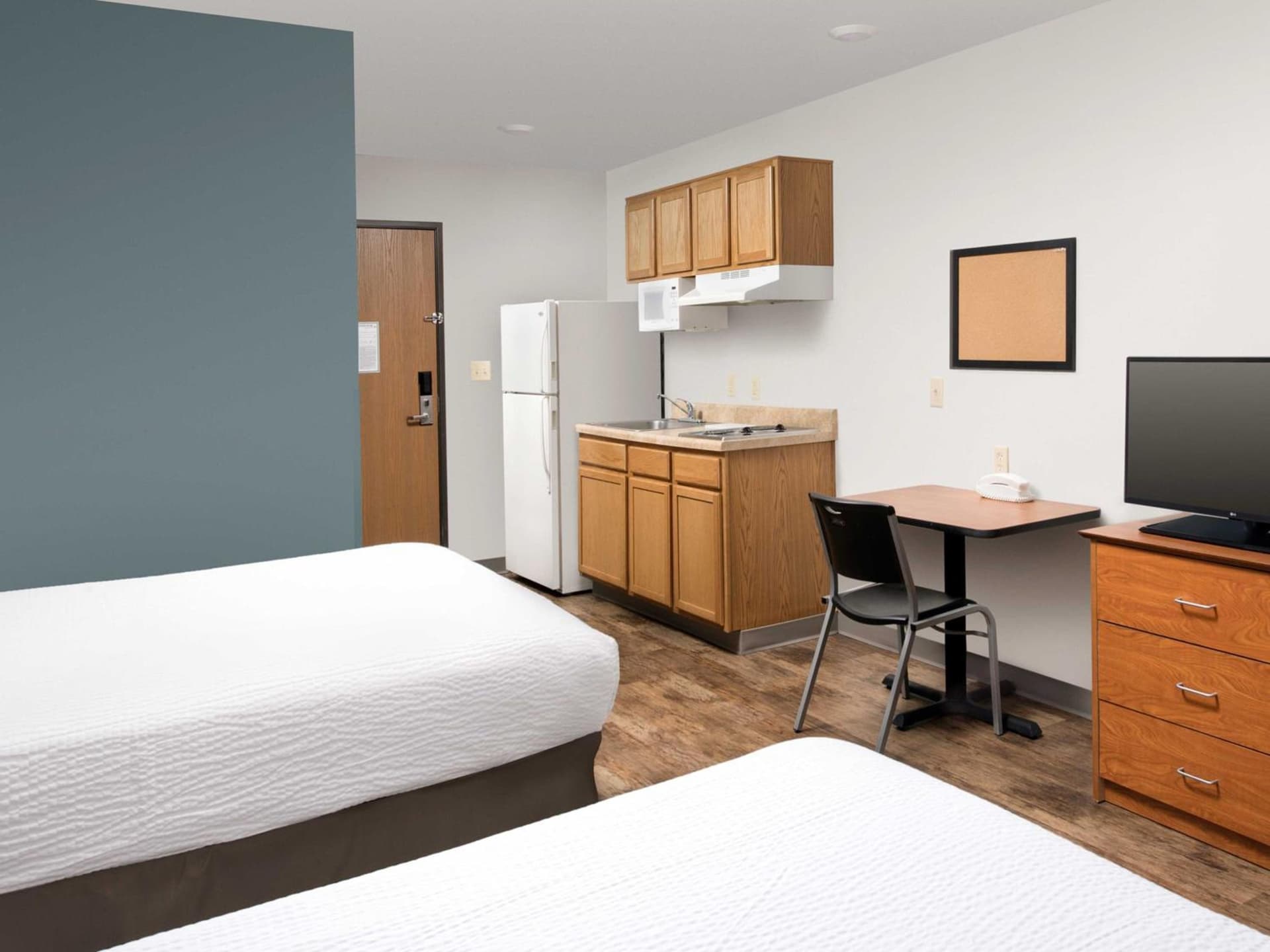 Extended Stay America Select Suites - Kalamazoo - West gallery photo in Kalamazoo, MI — image 30
