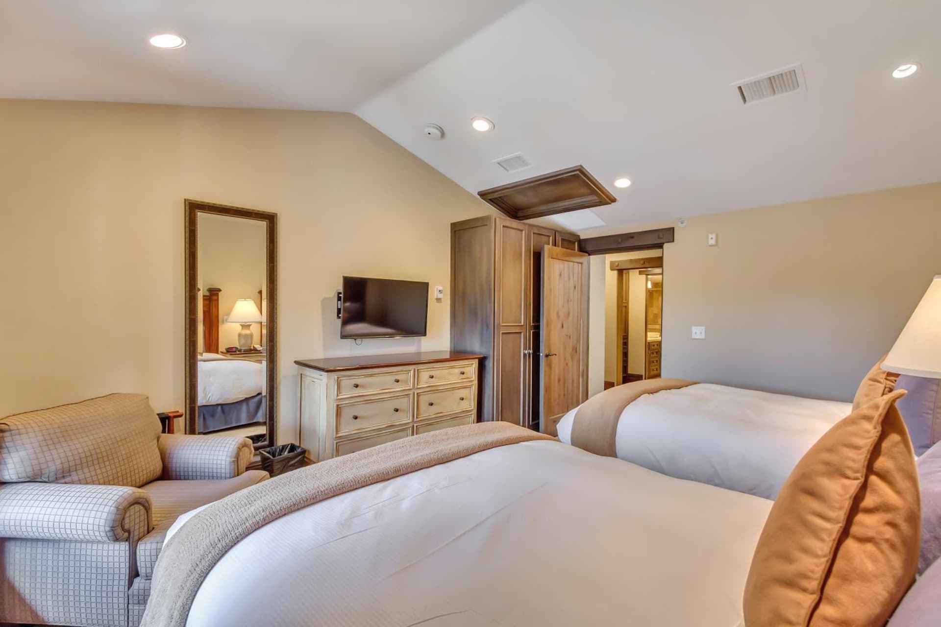 The Chateaux Deer Valley gallery photo in Park City, UT — image 146