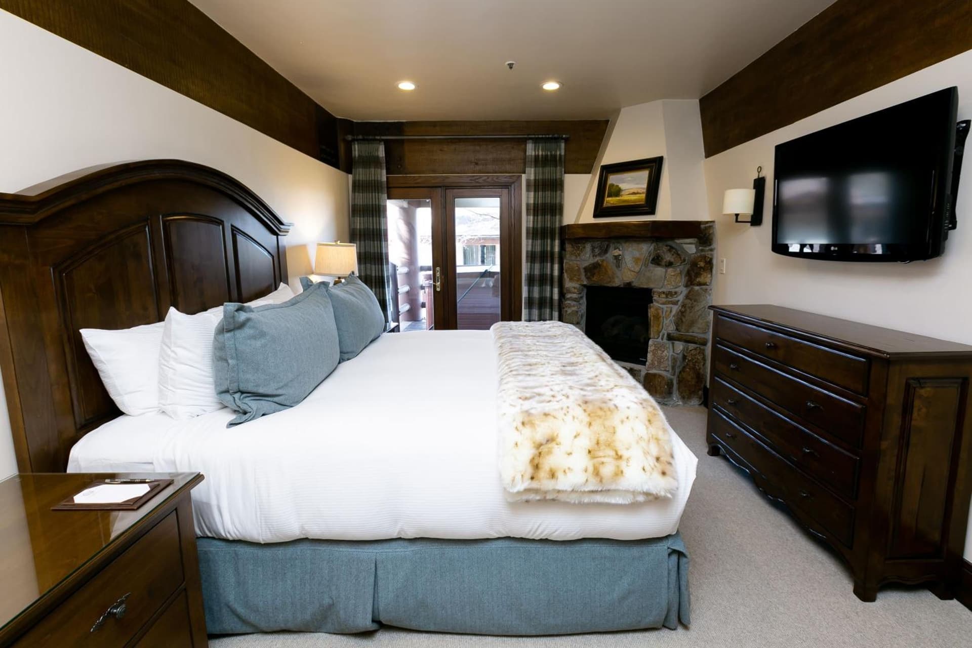Stein Eriksen Lodge Deer Valley property views in Park City, UT — gallery photo 3